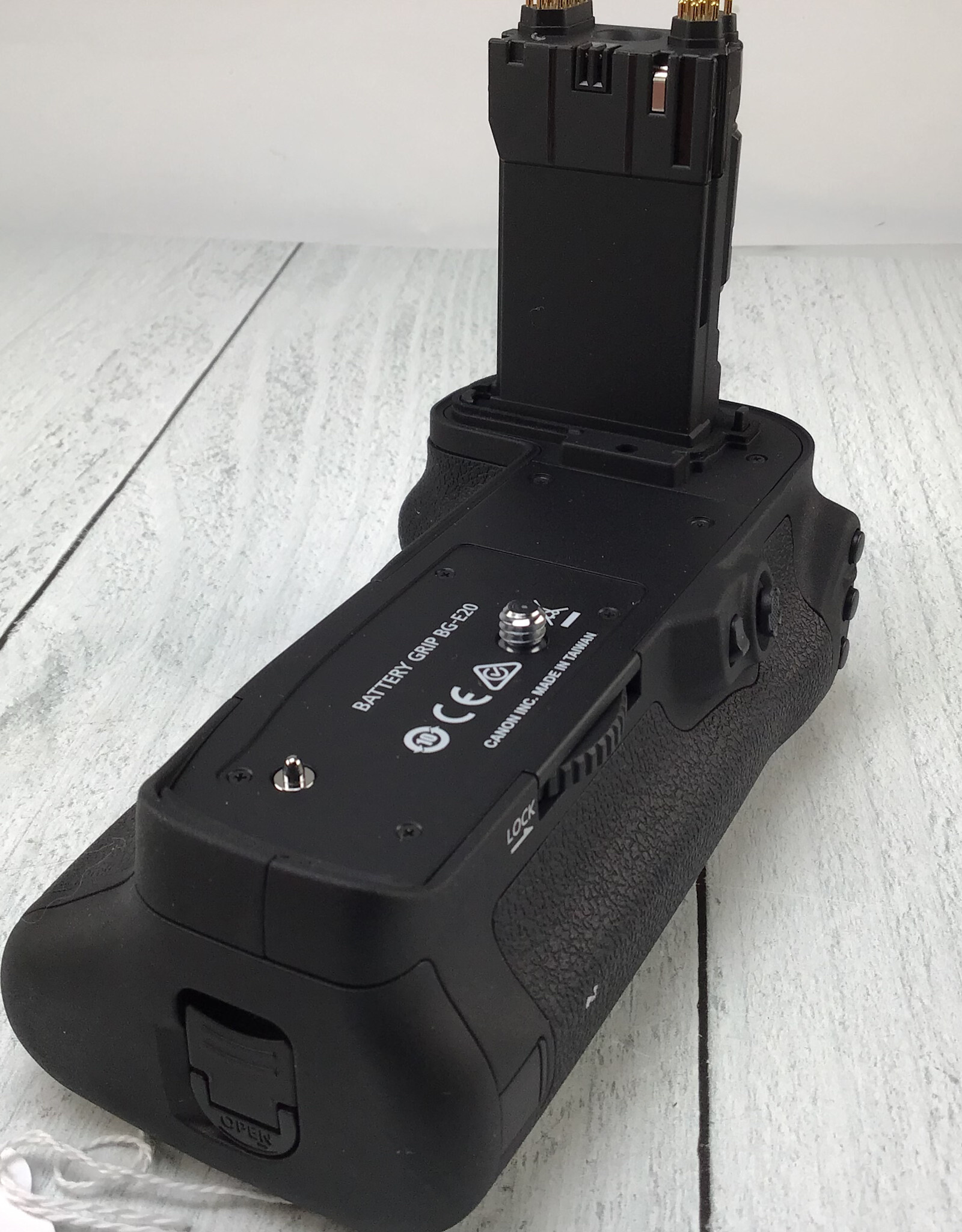 CANON Canon BG-E20 Grip for Canon 5D Mark IV Used EX