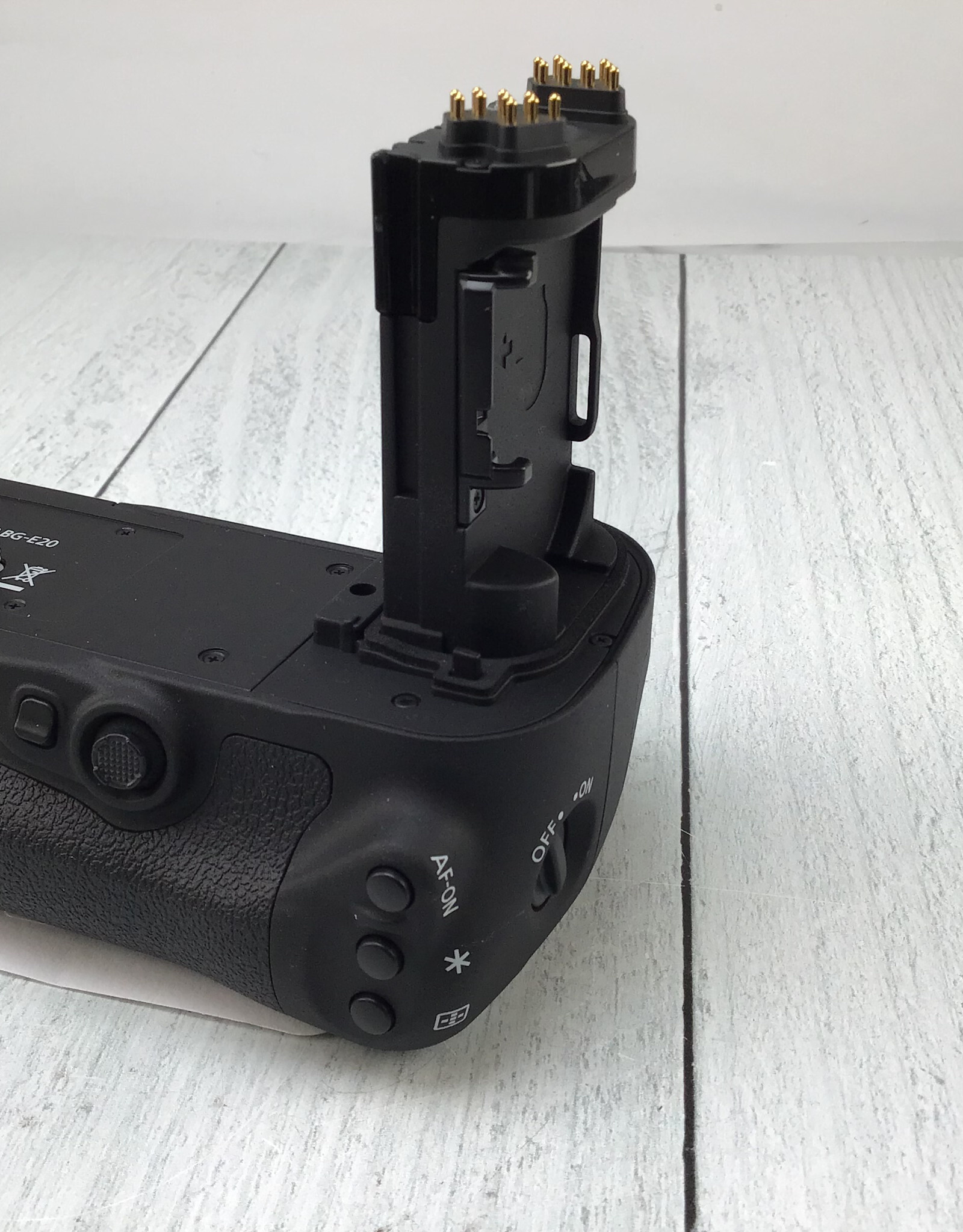 CANON Canon BG-E20 Grip for Canon 5D Mark IV Used EX