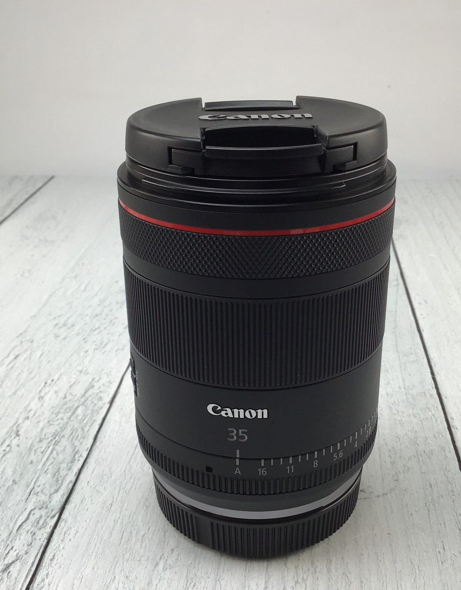 CANON Canon RF 35mm f1.4 L VCM Lens Used Good
