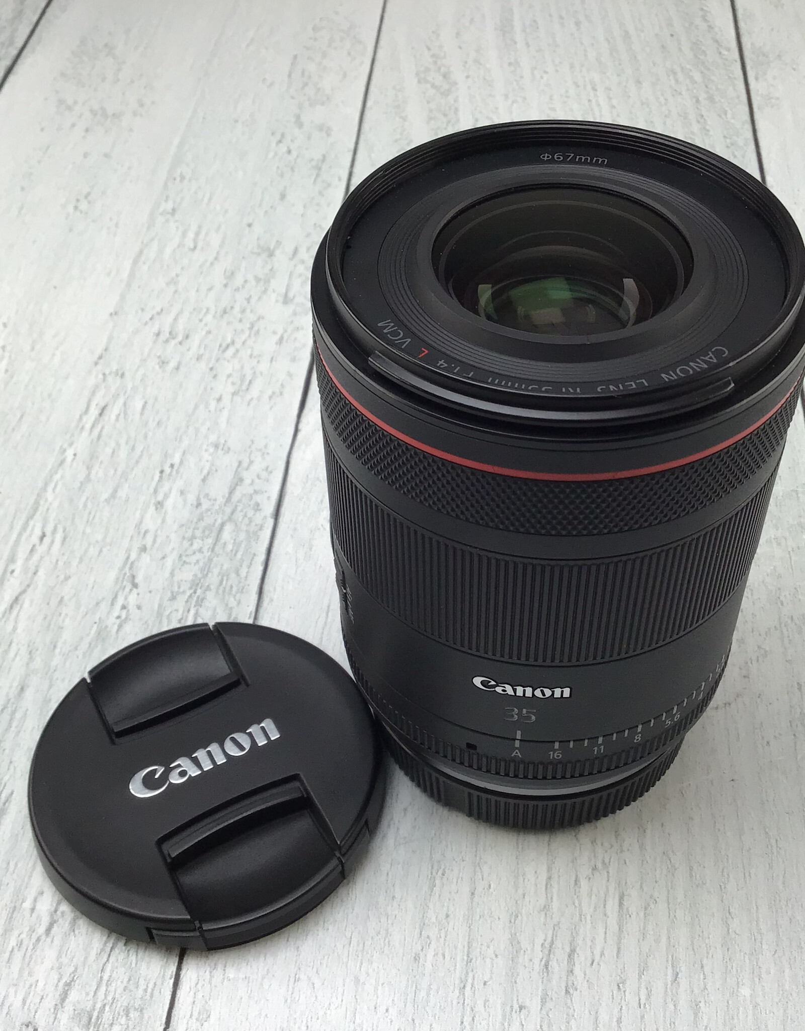 CANON Canon RF 35mm f1.4 L VCM Lens Used Good