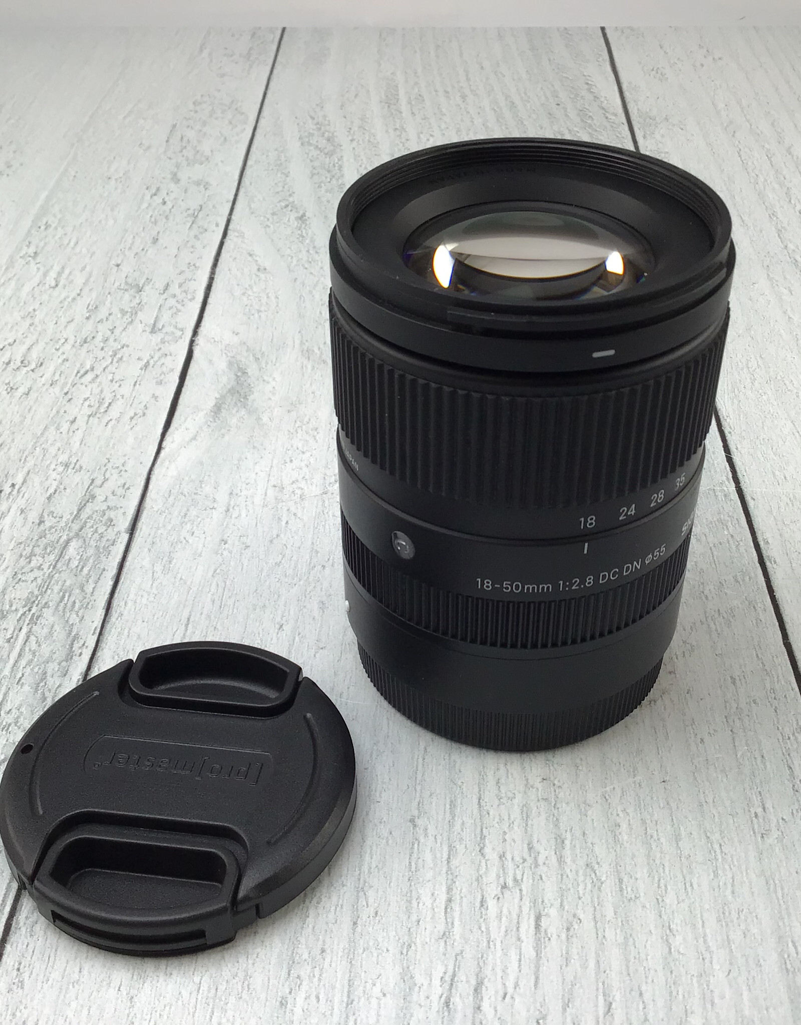 SIGMA Sigma 18-50mm f2.8 DC DN Lens for Sony E Used Good