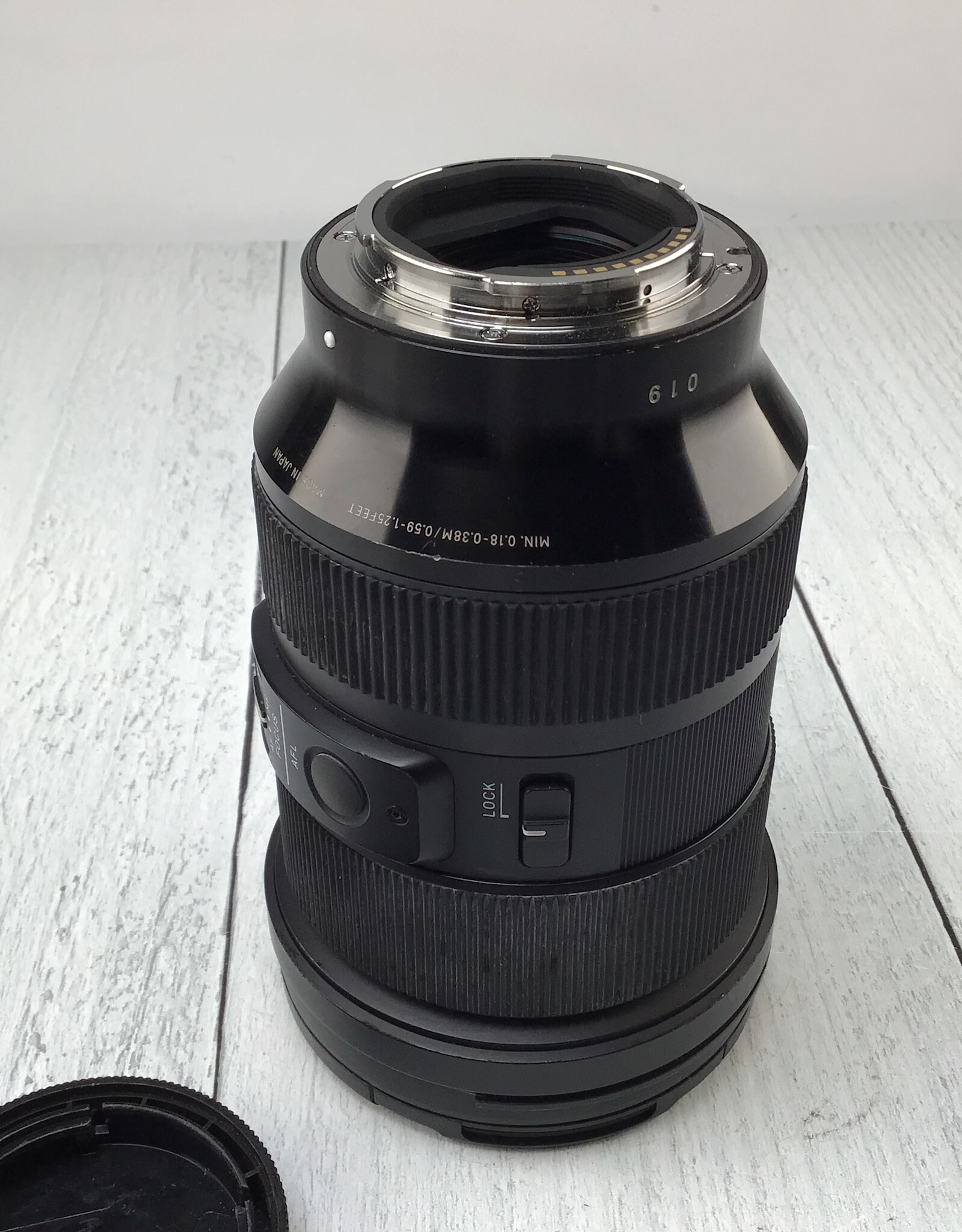 SIGMA Sigma Art 24-70mm f2.8 DG DN Lens for Sony Used Fair