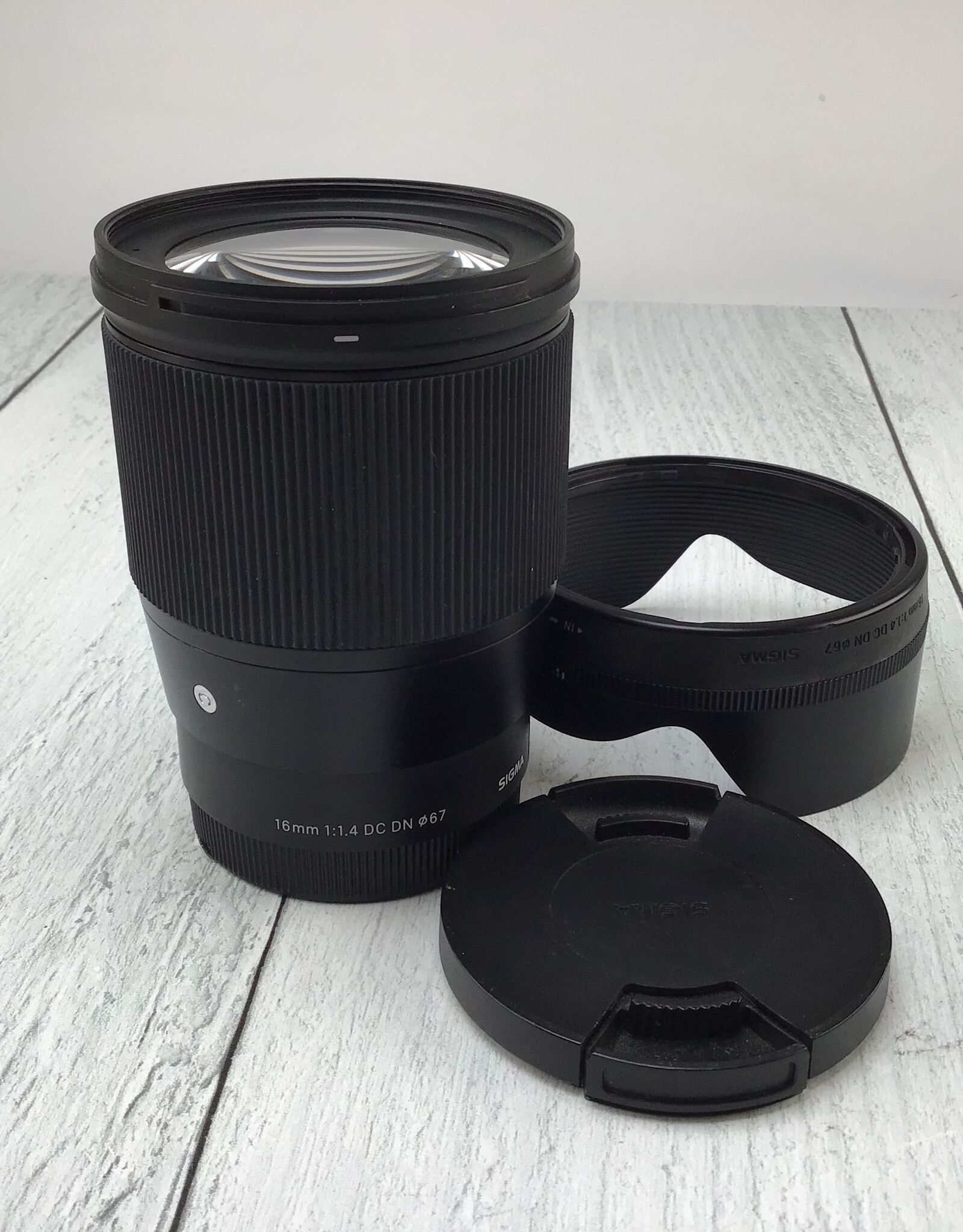 SIGMA Sigma 16mm f1.4 DC DN Lens for Sony Used Good