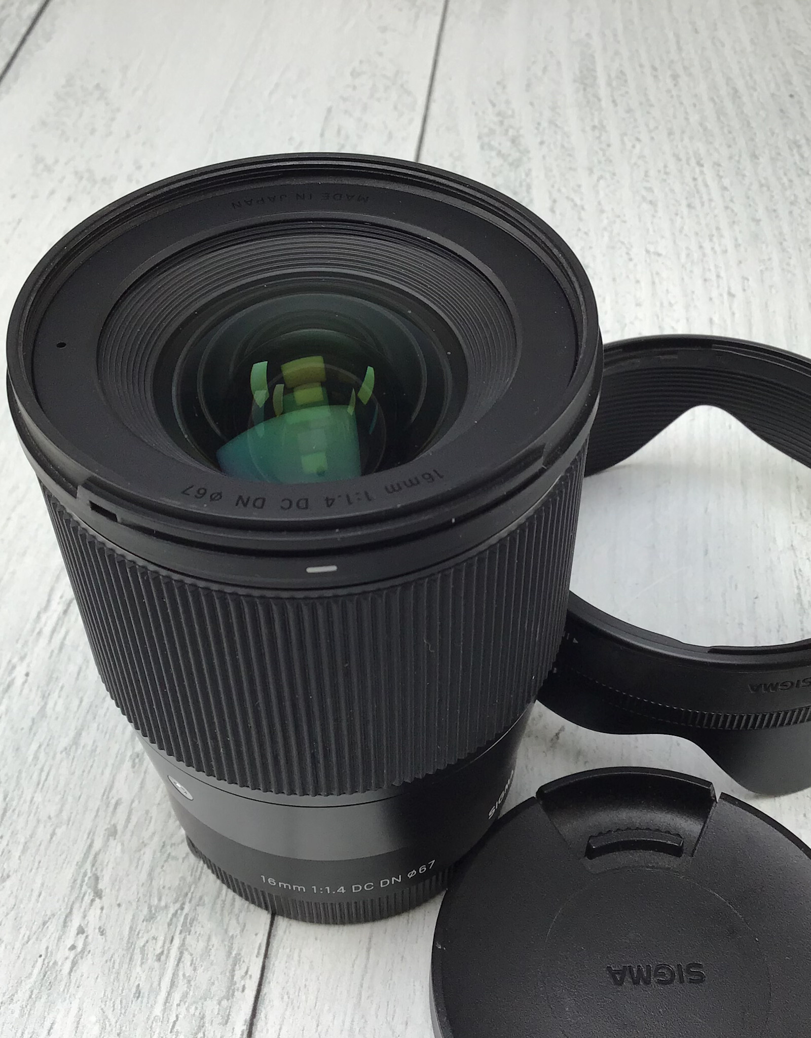 SIGMA Sigma 16mm f1.4 DC DN Lens for Sony Used Good