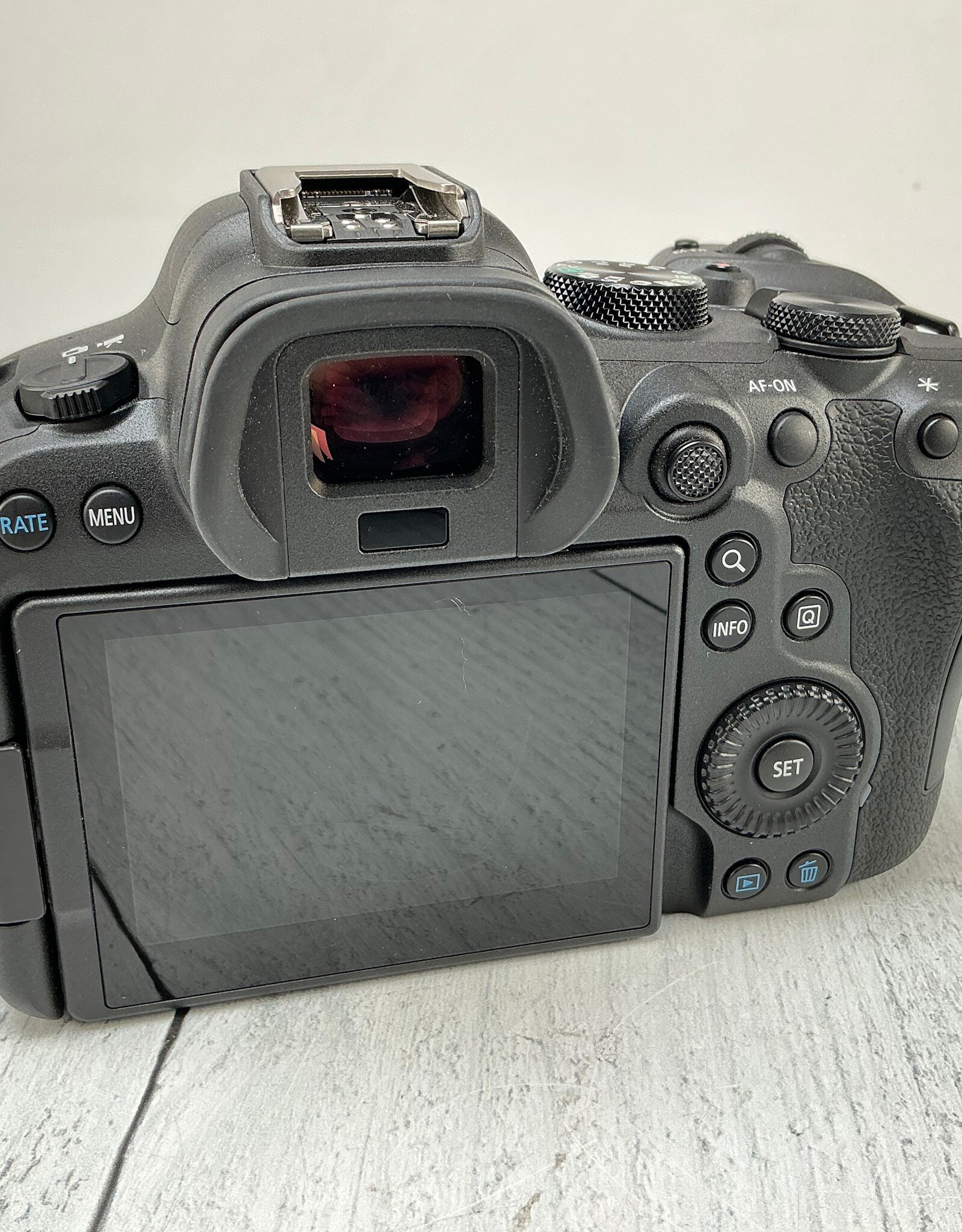 CANON Canon EOS R6 Mark II Camera Body Used Good