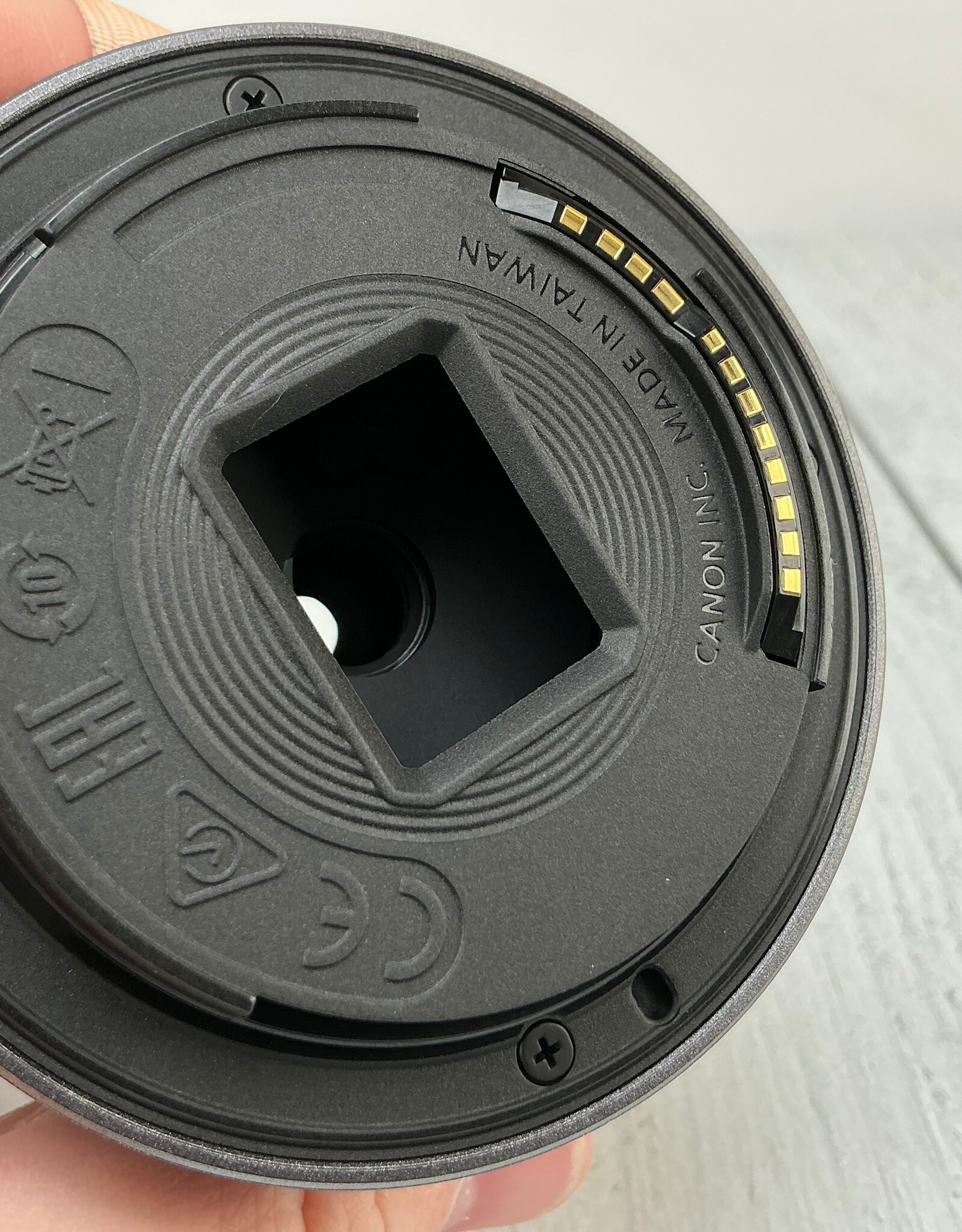 CANON Canon RF-S 18-45mm f4.5-6.3 IS STM Lens Used Good