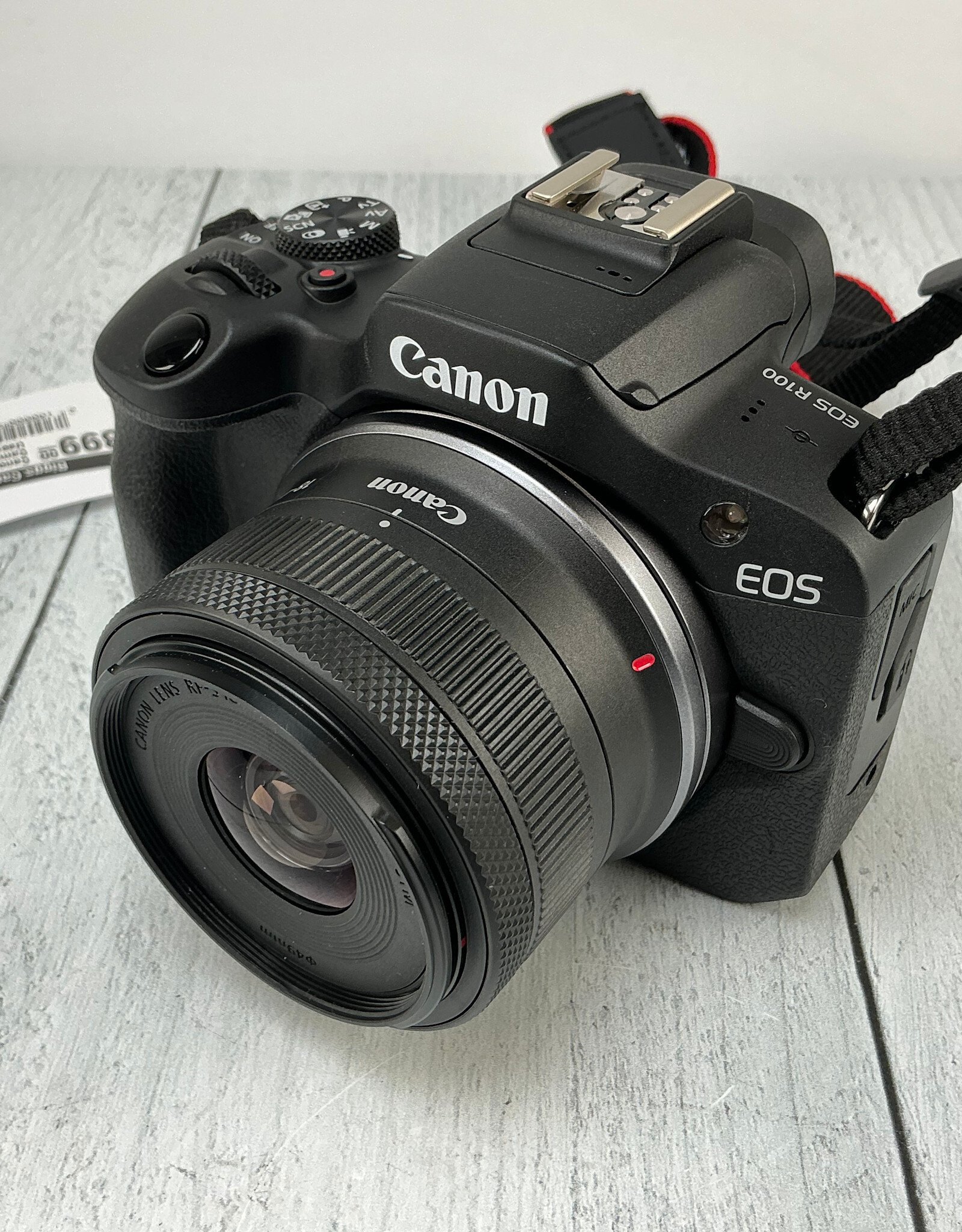 CANON Canon EOS R100 Camera w/ 18-45mm Used Good