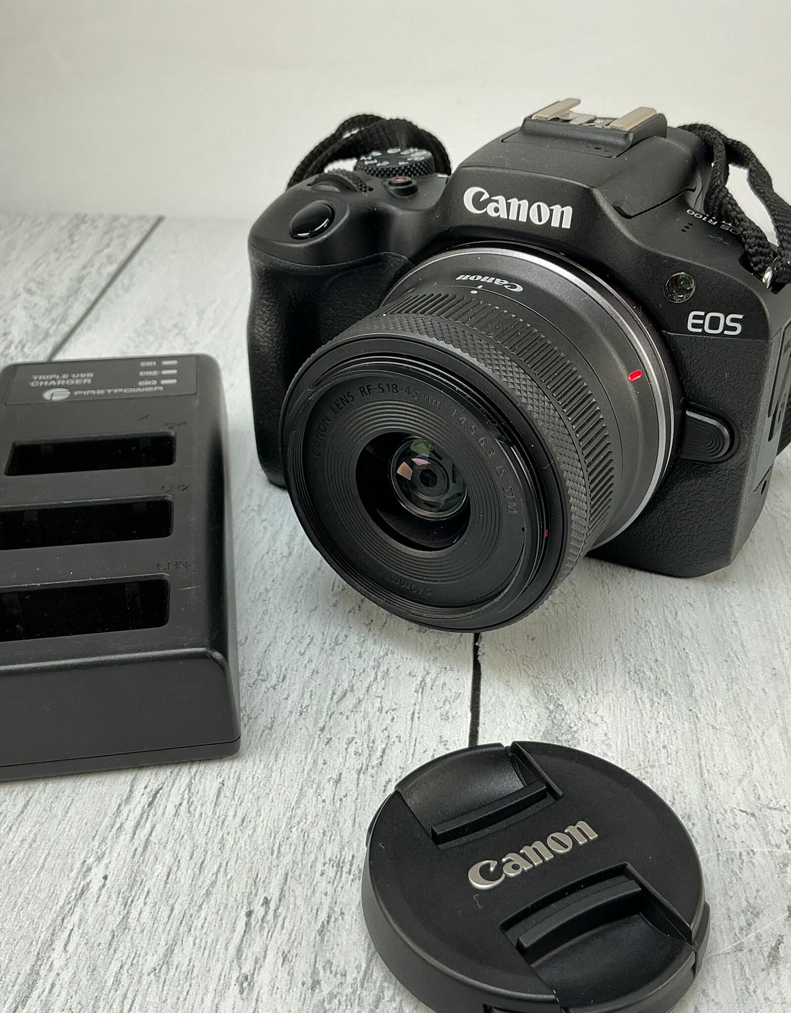 CANON Canon EOS R100 Camera w/ 18-45mm Used Good