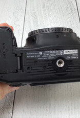 CANON Canon EOS 80D Camera Body No Charger Used Good