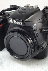 NIKON Nikon D5600 Camera Body No Charger Used Good