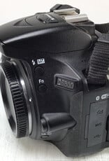 NIKON Nikon D5600 Camera Body No Charger Used Good