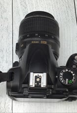 NIKON Nikon D3000 Camera w/ 18-55mm VR Used Fair