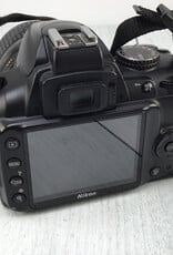 NIKON Nikon D3000 Camera w/ 18-55mm VR Used Fair
