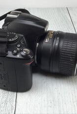 NIKON Nikon D3000 Camera w/ 18-55mm VR Used Fair