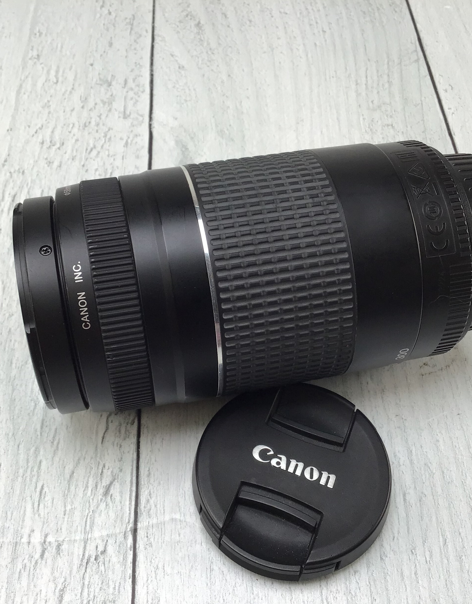 CANON Canon EF 75-300mm f4.5-5.6 III Lens Used Fair