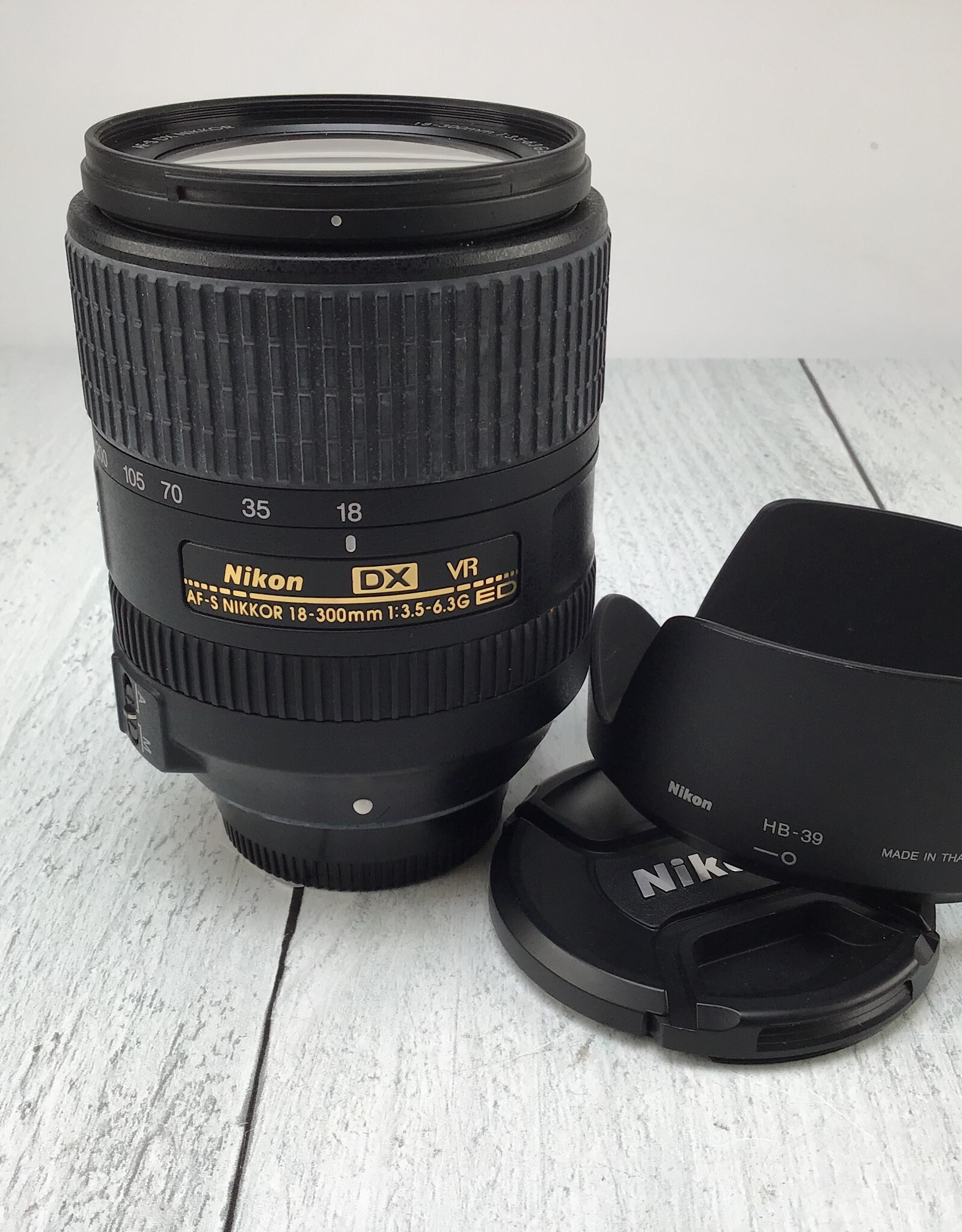 NIKON Nikon AF-S Nikkor 18-300mm f3.5-5.6 G VR Lens Used Good