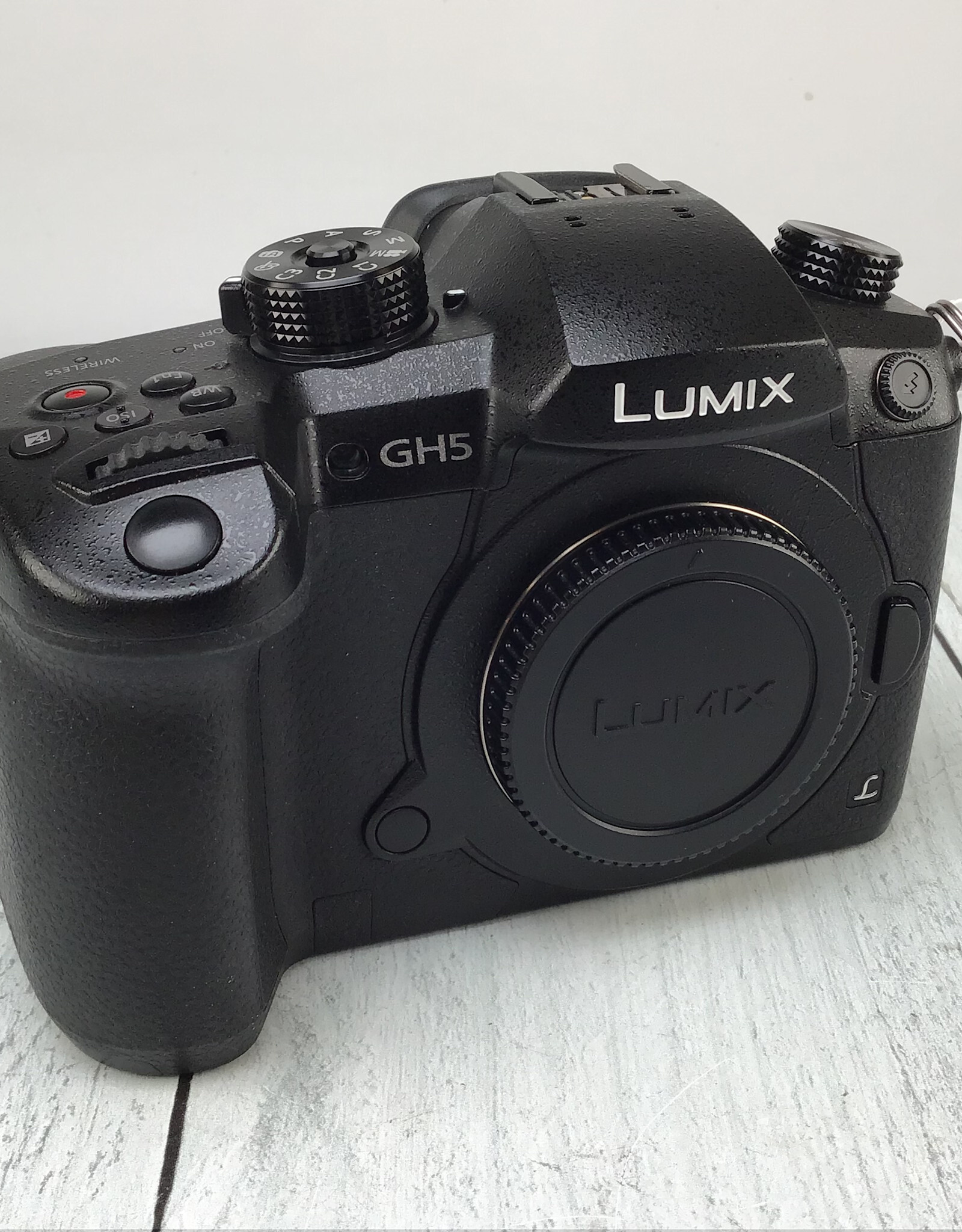 PANASONIC Panasonic GH5 Camera Body Used Good