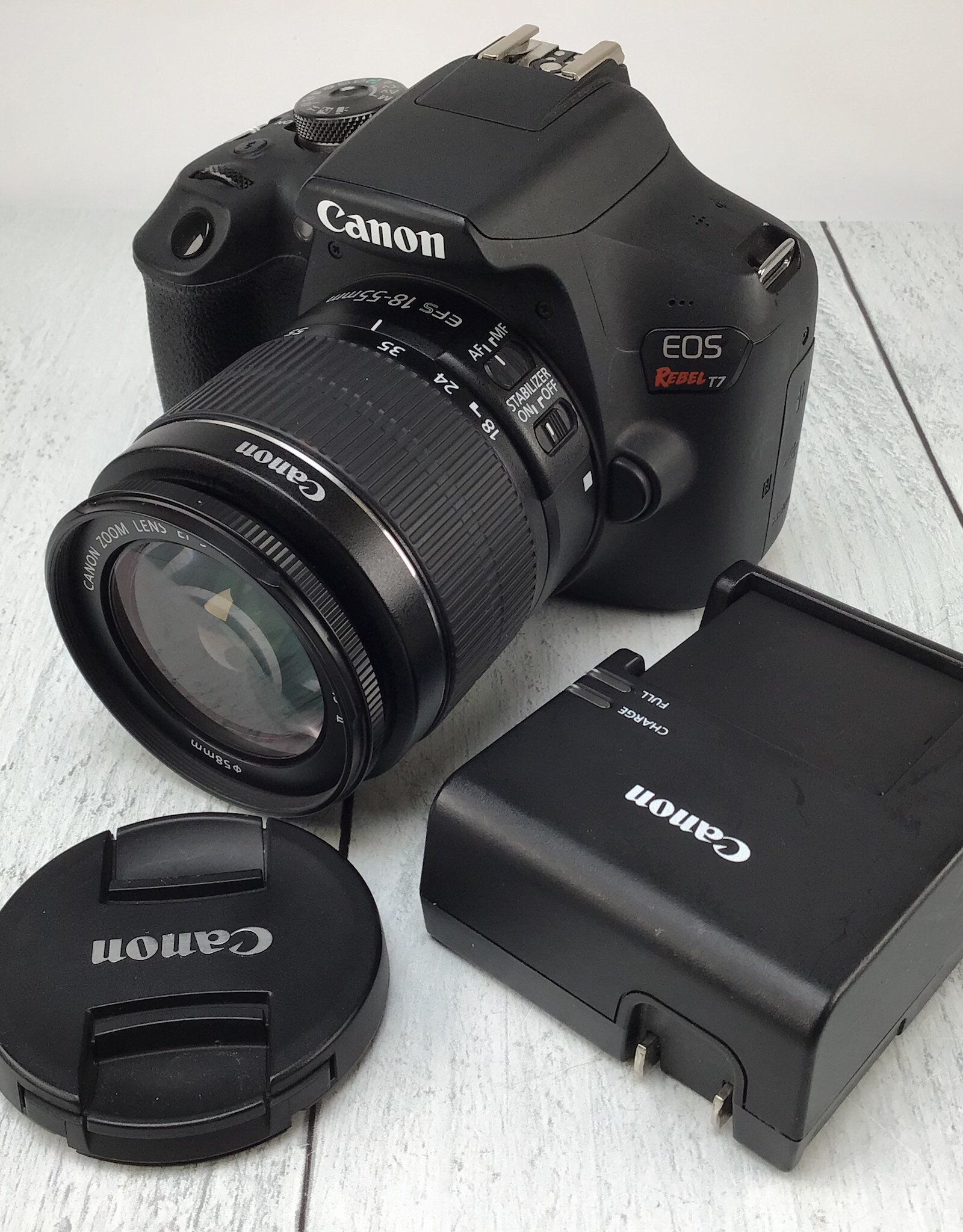 CANON Canon Rebel T7 Camera w/ 18-55mm IS Used Good