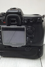 NIKON Nikon D300 Camera Body w/ MB-D10 Used Good