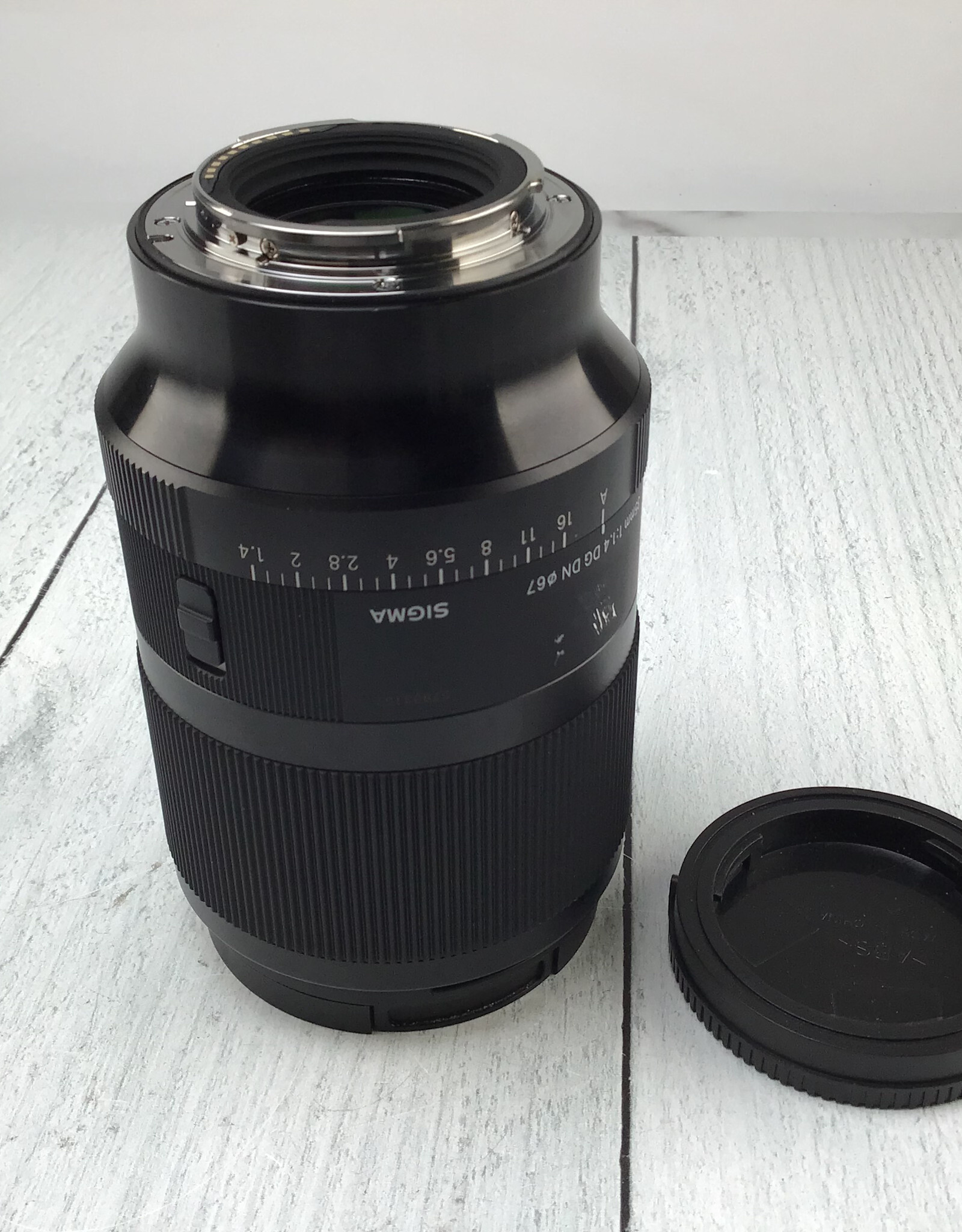 SONY Sony 35mm f1.4 DG DN Lens for Sony Used Good