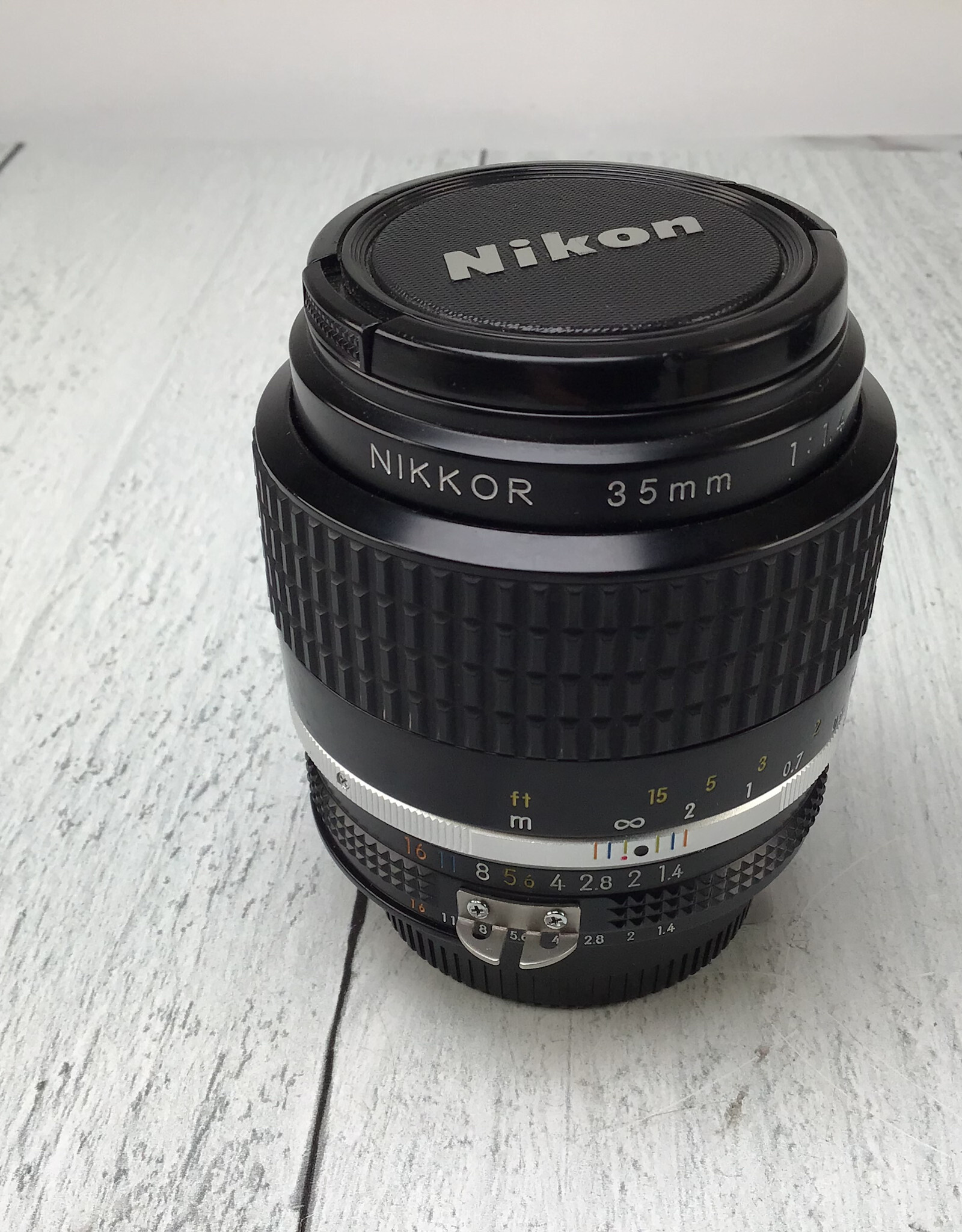 NIKON Nikon Nikkor 35mm f1.4 AIS Lens Used Fair
