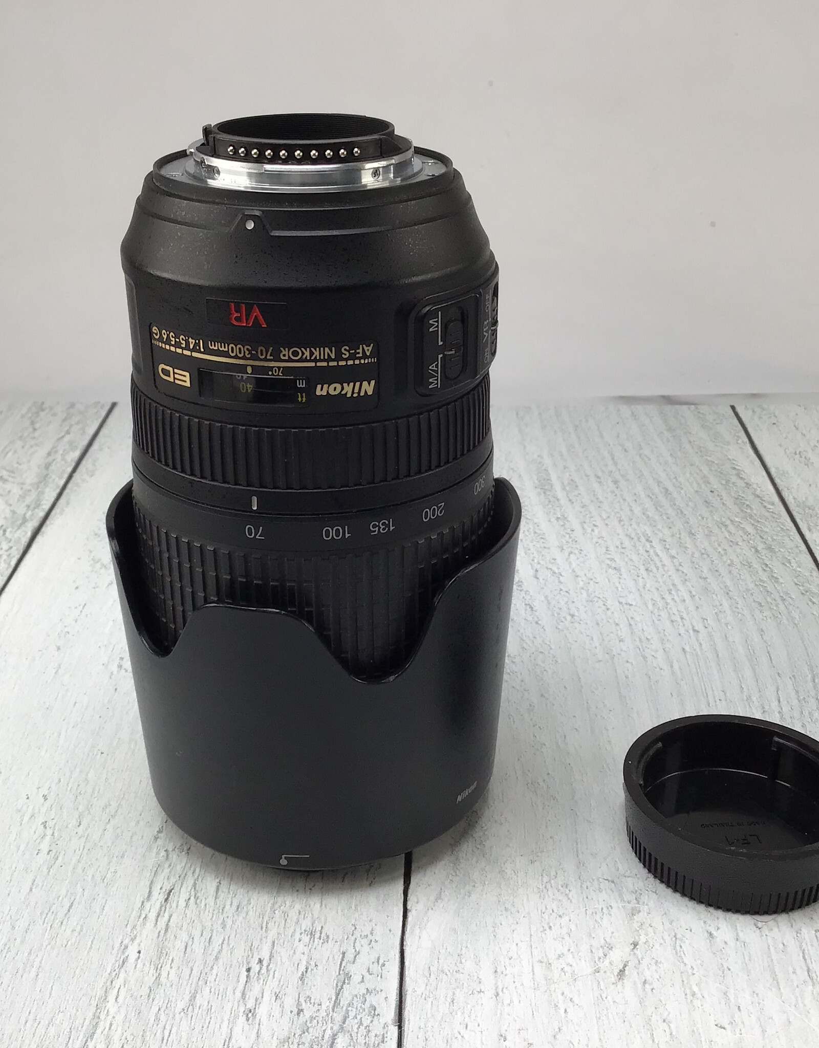 NIKON Nikon AF-S Nikkor 70-300mm f4.5-5.6 G VR Lens Used Good