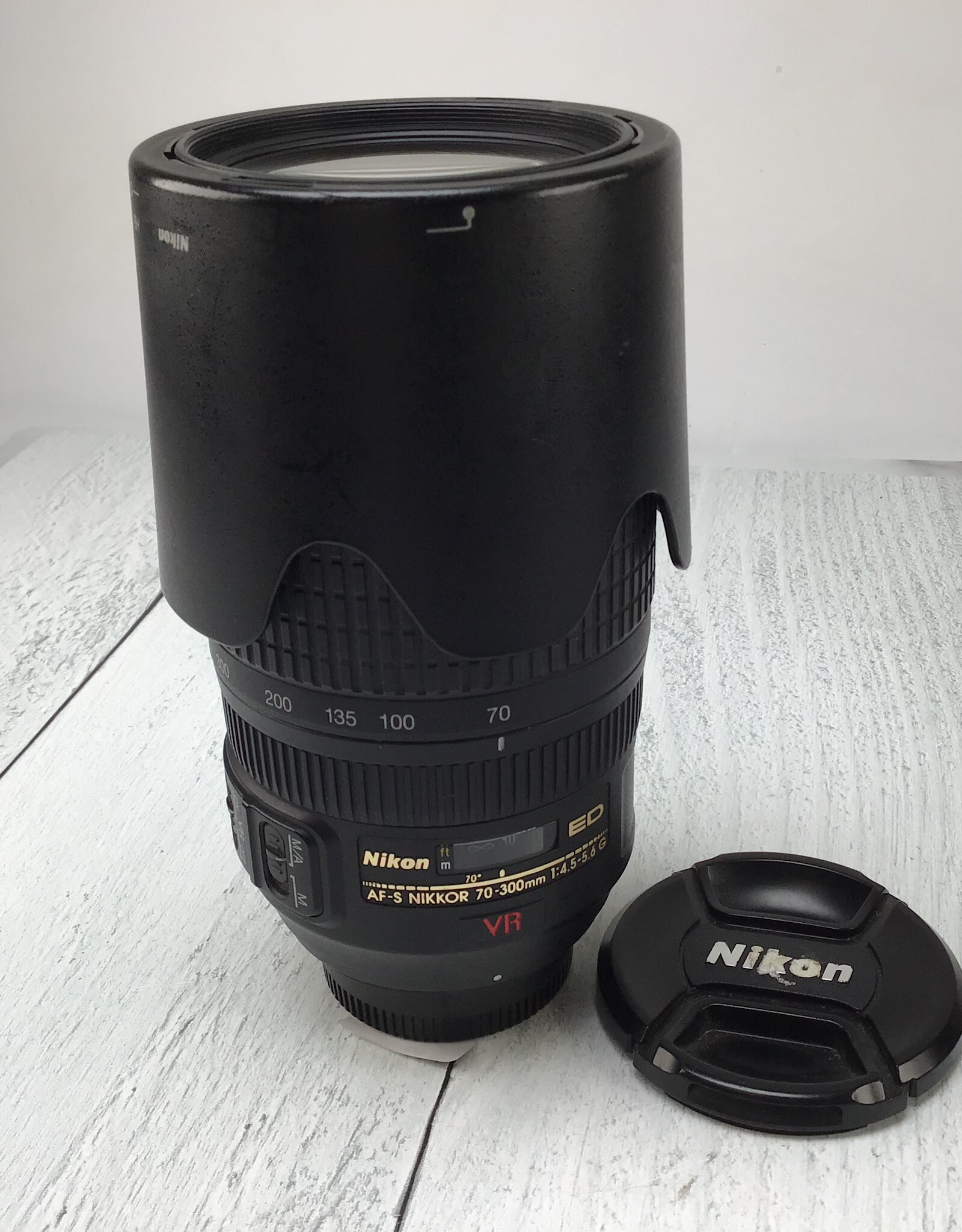 NIKON Nikon AF-S Nikkor 70-300mm f4.5-5.6 G VR Lens Used Good