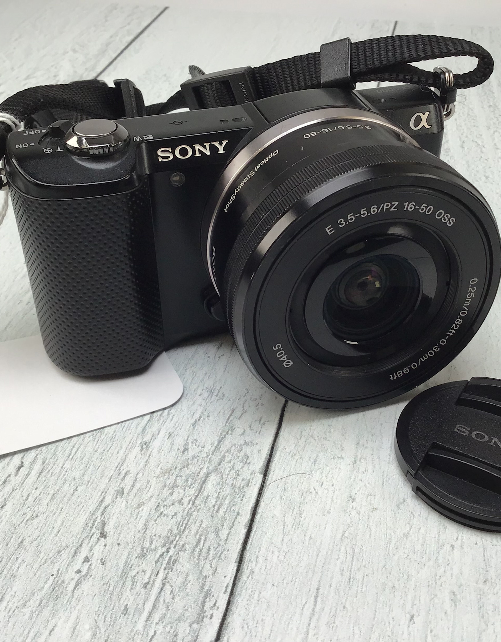 SONY Sony a5000 Camera w/ 16-50mm Used Fair