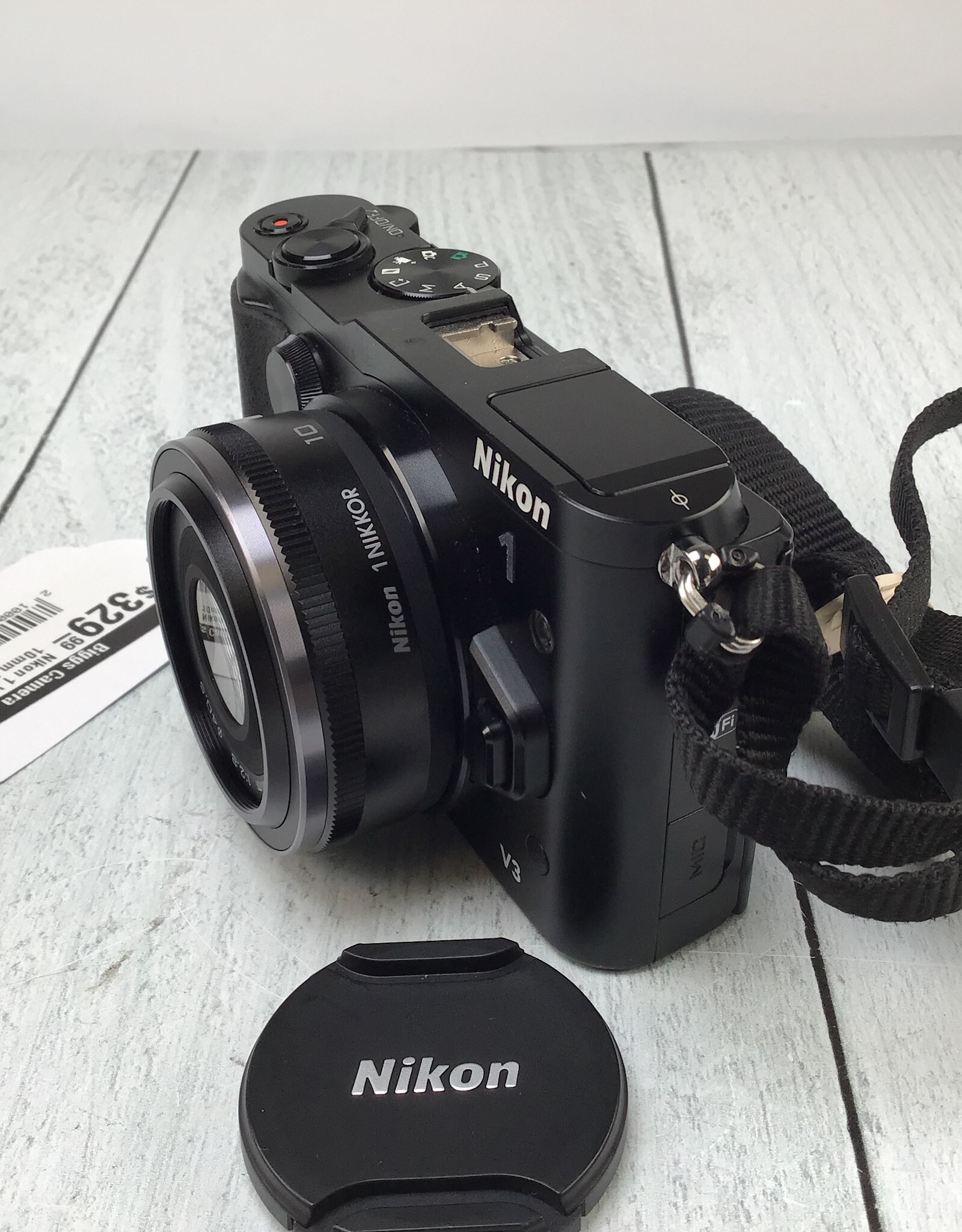 NIKON Nikon 1 V3 Camera w/ 10mm f2.8 Used Good