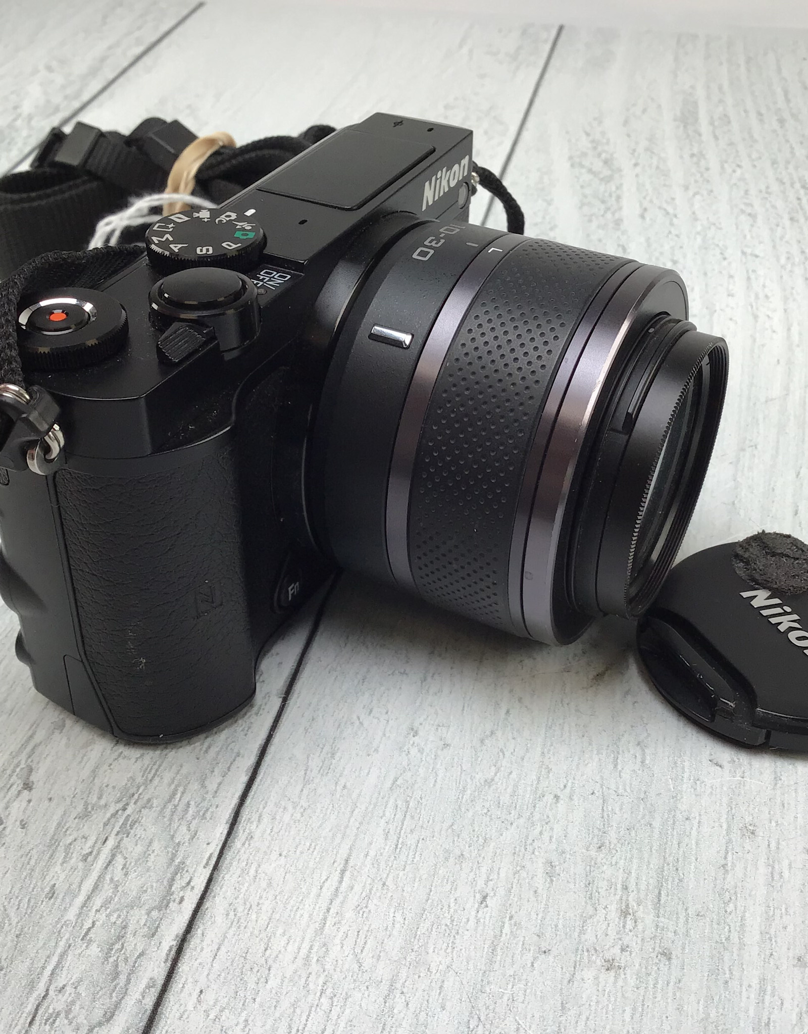 NIKON Nikon 1 J5 Camera w/ 10-30mm Used Good