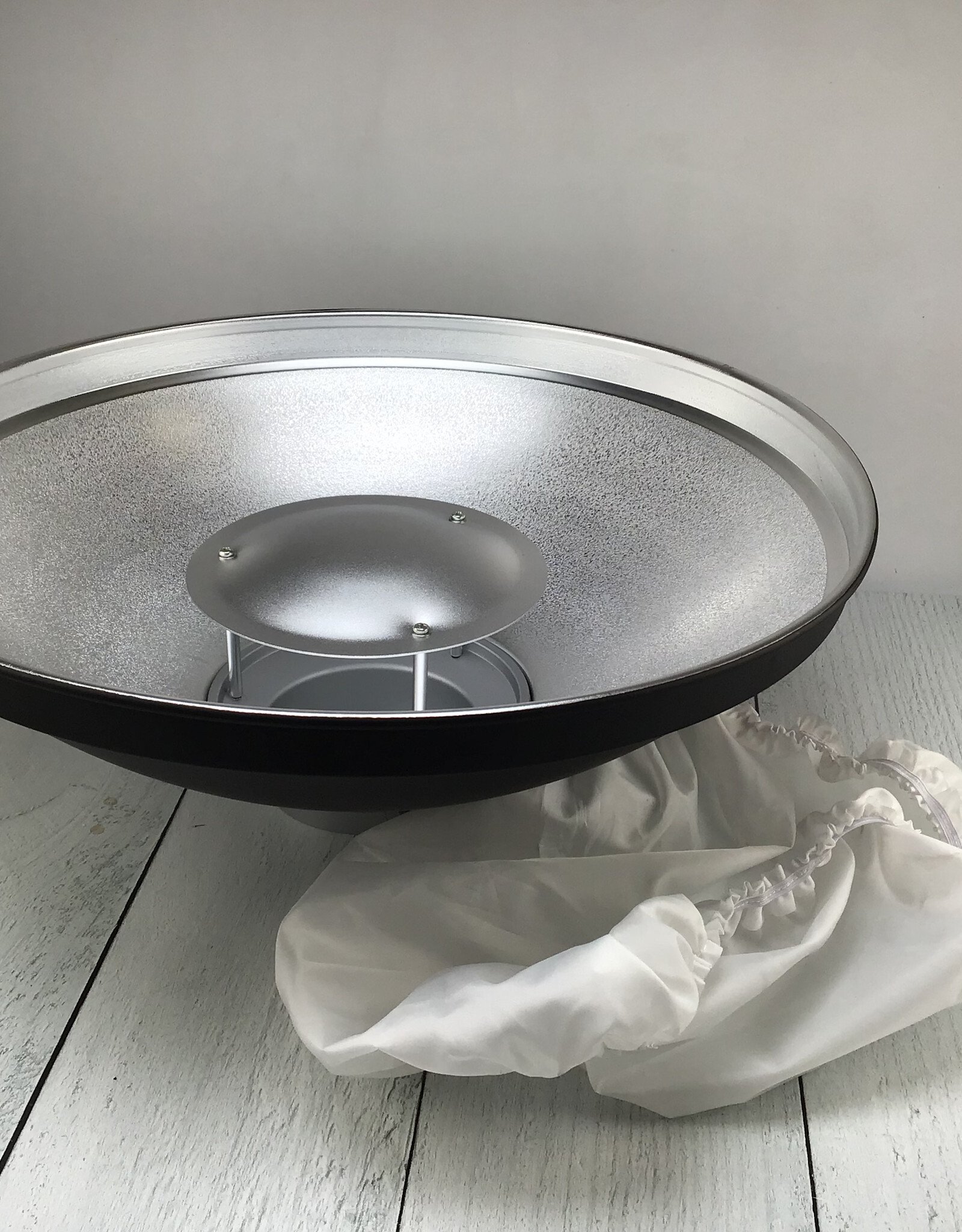 Bowens Bowens Mount 16" Beauty Dish Used Good