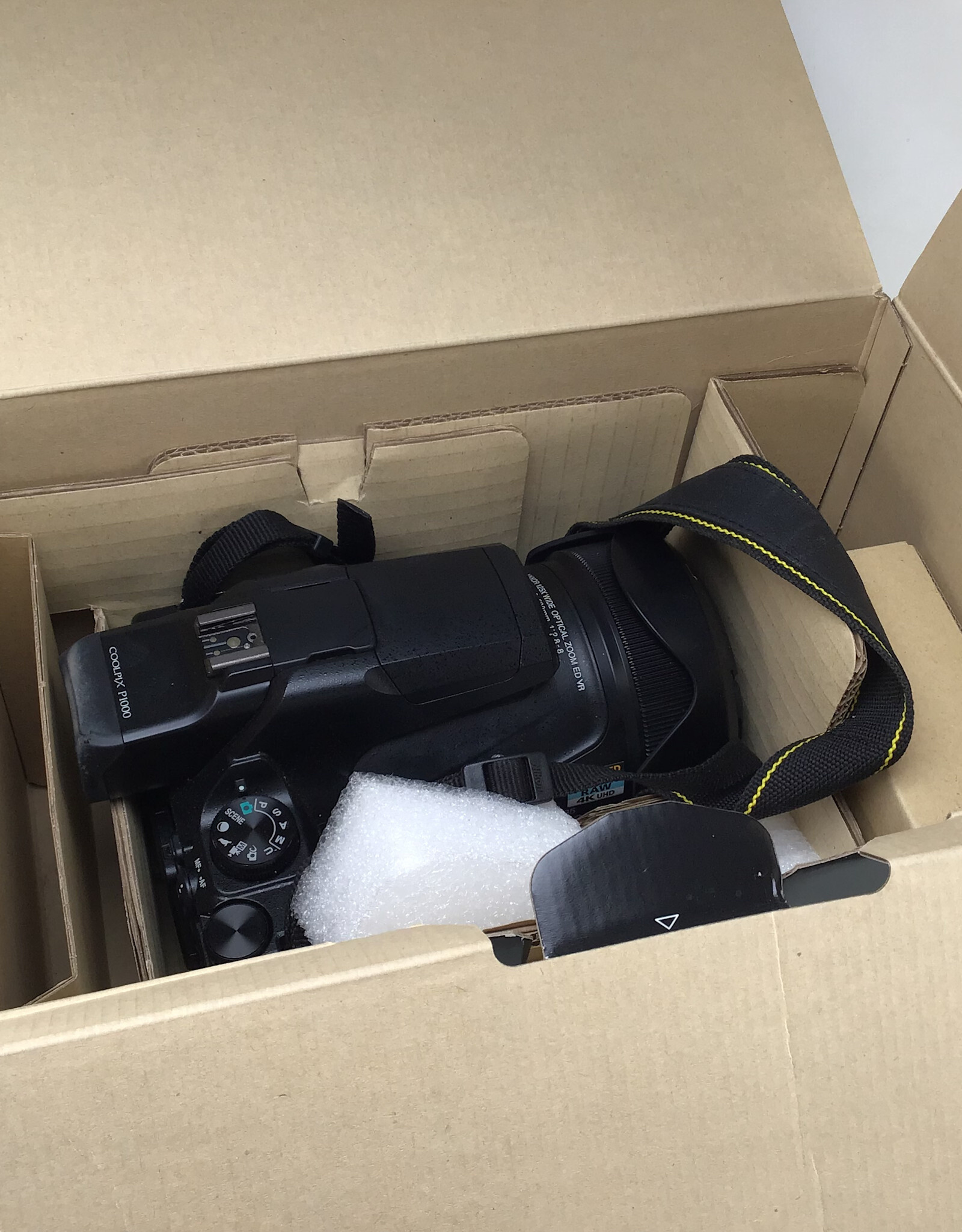 NIKON Nikon Coolpix P1000 Camera in Box Used Good