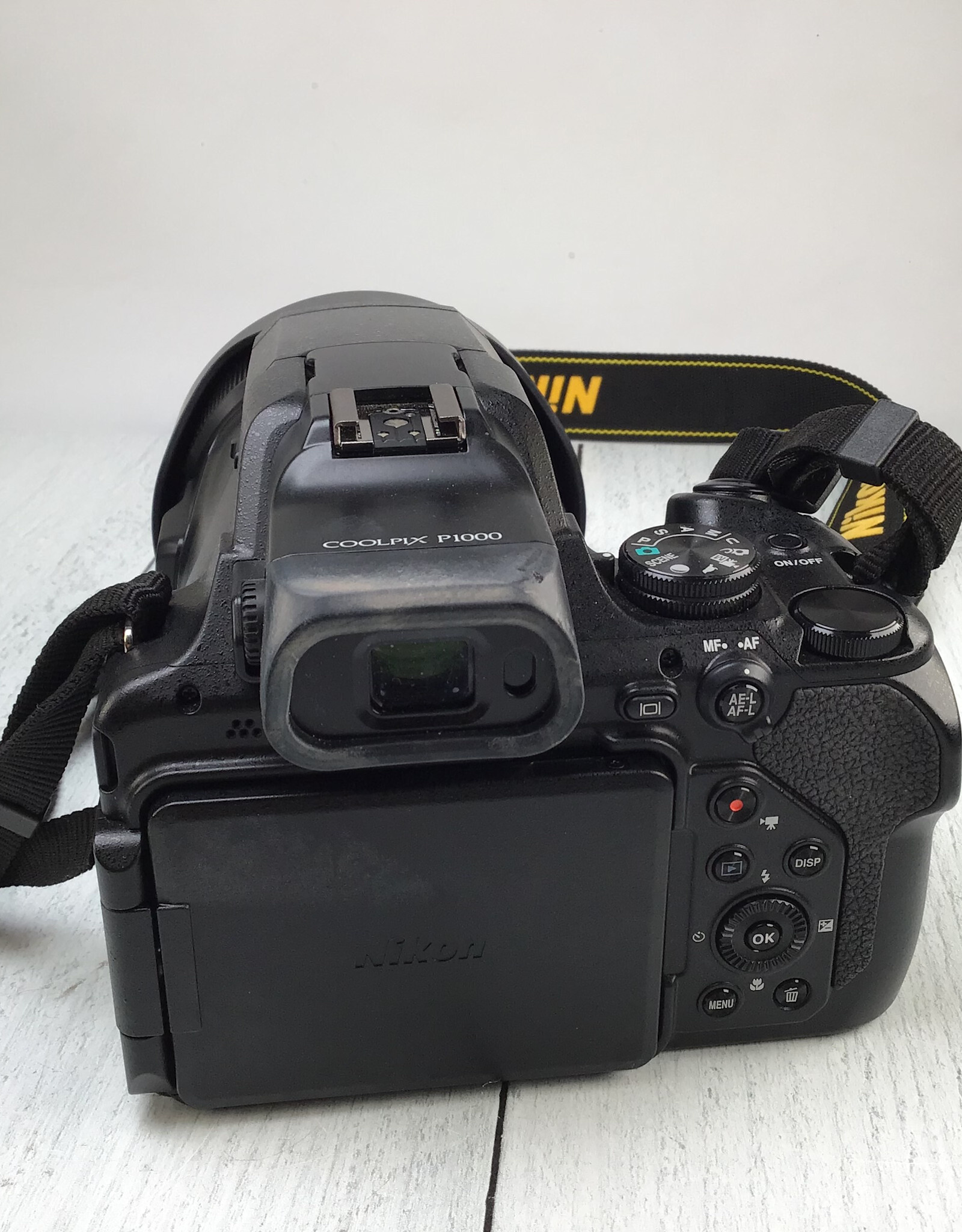 NIKON Nikon Coolpix P1000 Camera in Box Used Good