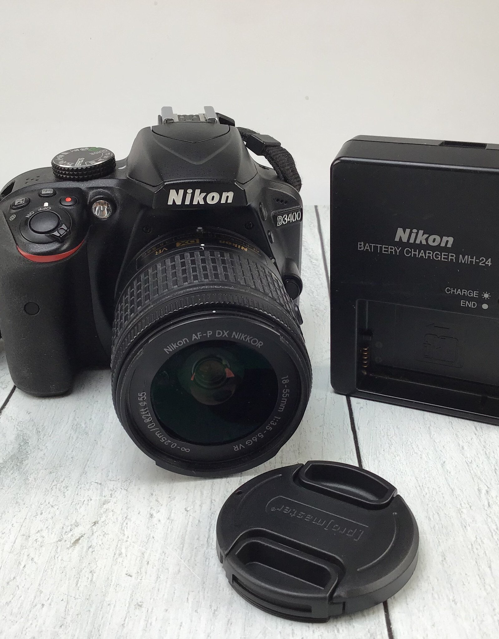 NIKON Nikon D3400 Camera w/ AF-P 18-55mm VR Used Good