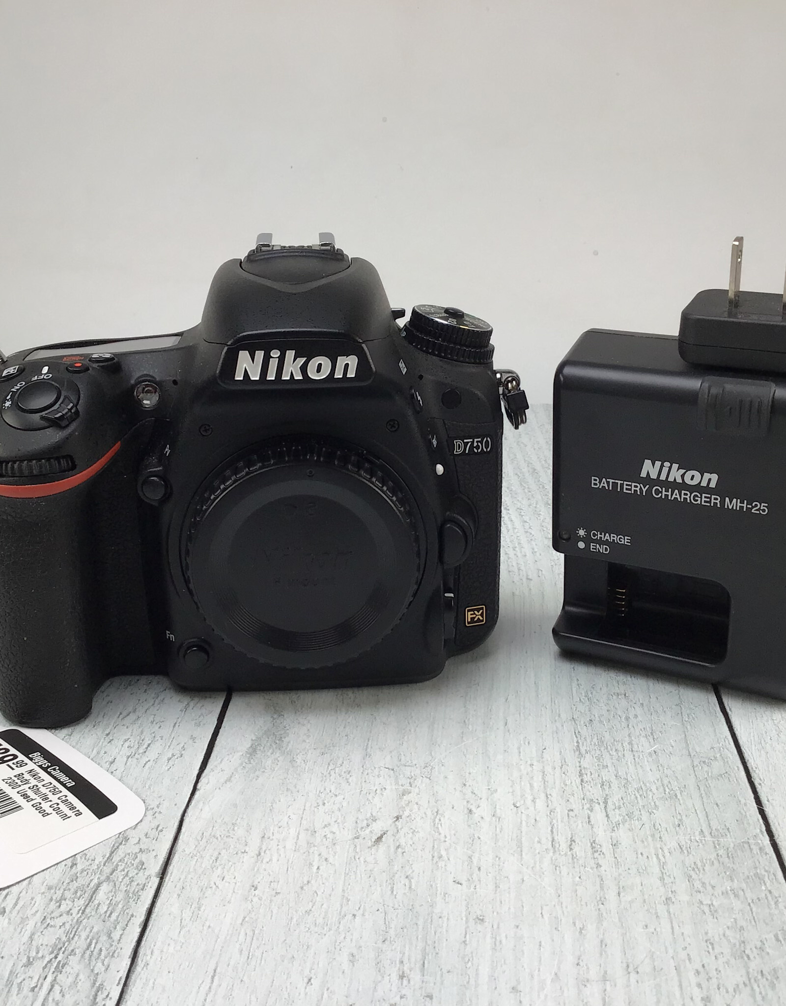 NIKON Nikon D750 Camera Body Shutter Count 2300 Used Good
