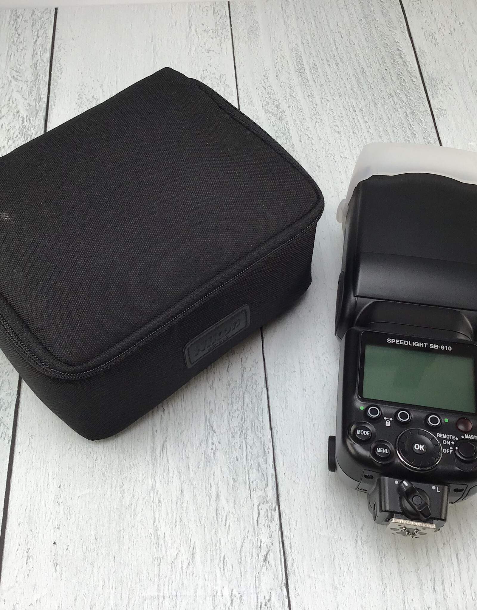 NIKON Nikon SB-910 Speedlight Flash Used Good