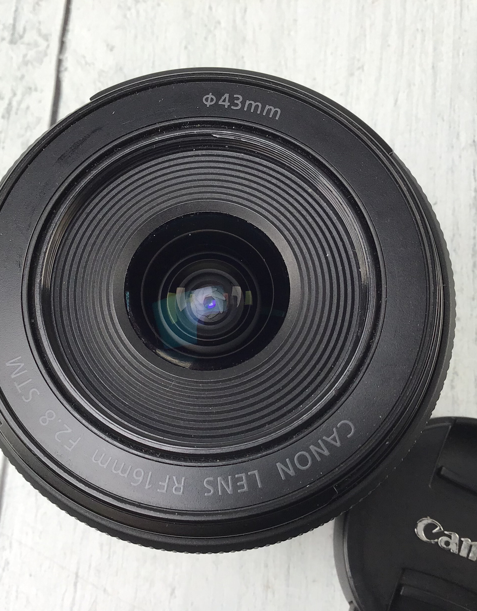 Canon RF 16mm f2.8 STM Lens Used Good