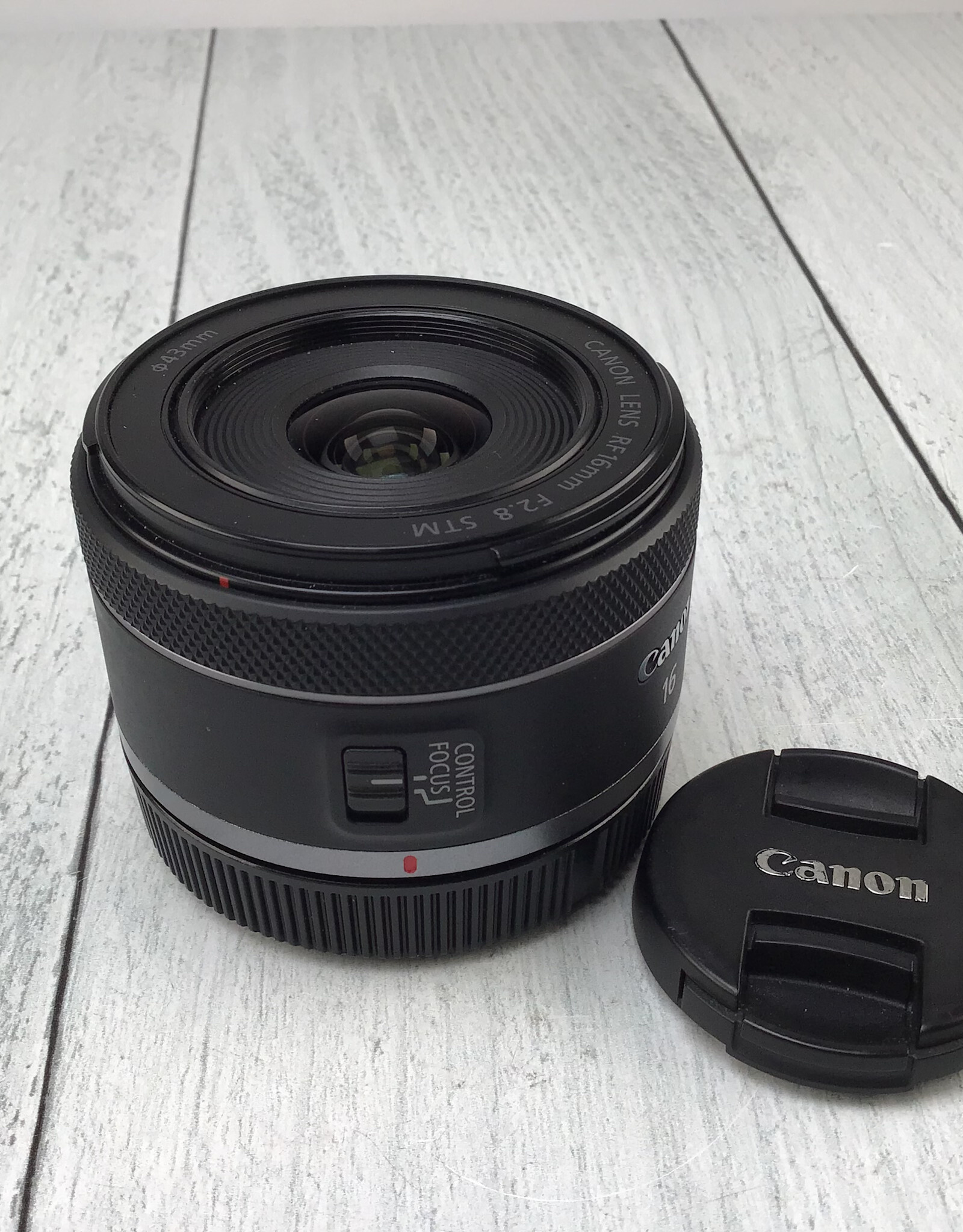Canon RF 16mm f2.8 STM Lens Used Good