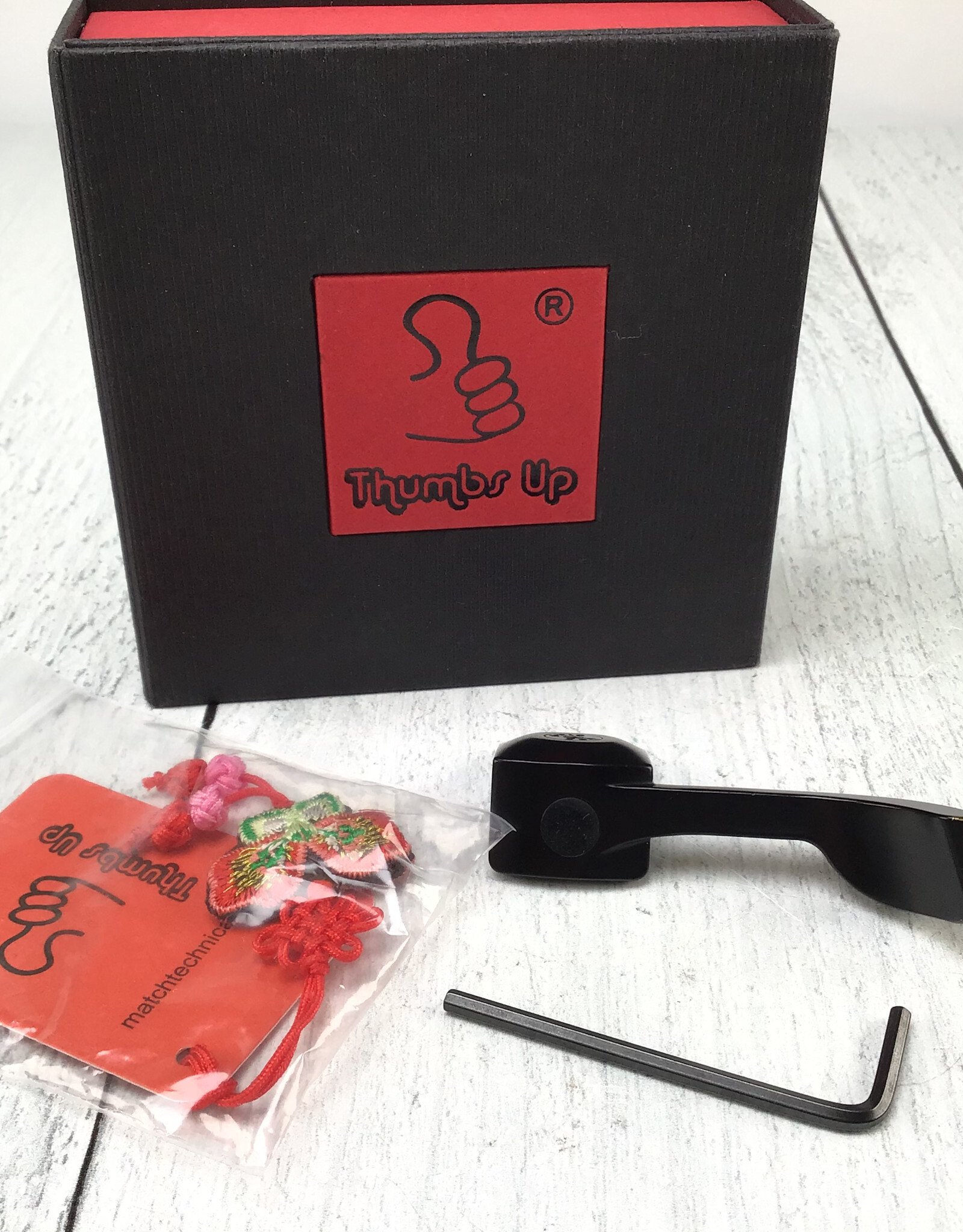 Thumbs Up Thumbs Up Leica Thumb Grip EP-EQ in Box Used Good