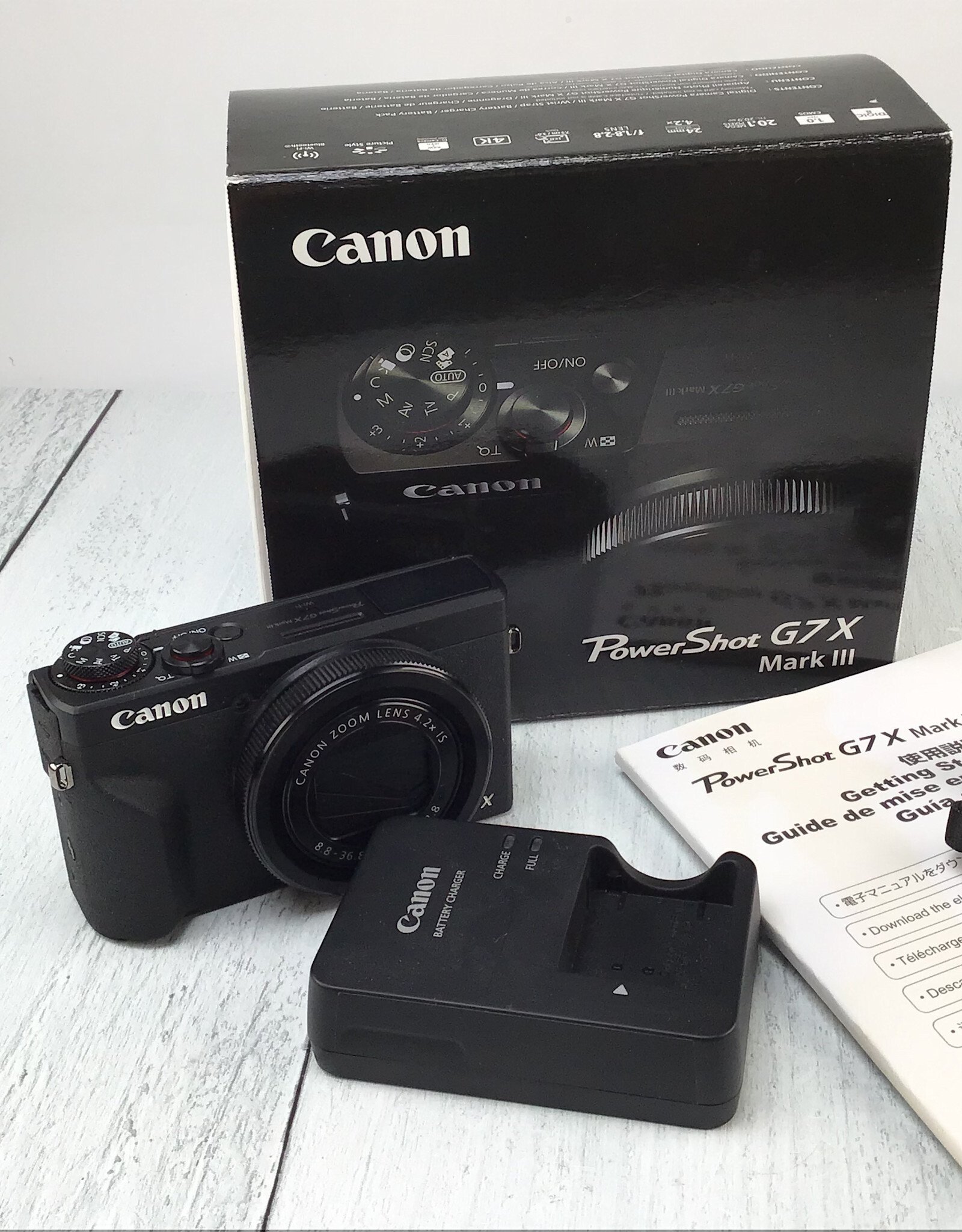 CANON Canon G7X Mark III Camera in Box Used Good