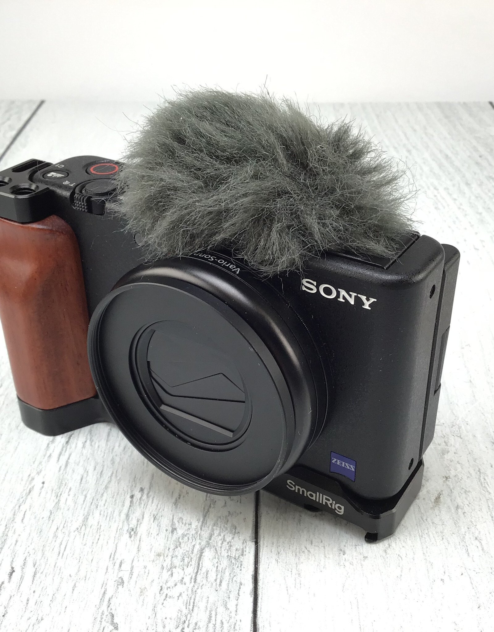 SONY Sony ZV-1 Camera w/ SmallRig Grip Used Good