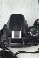 NIKON Nikon D5000 Camera No Charger Used Good