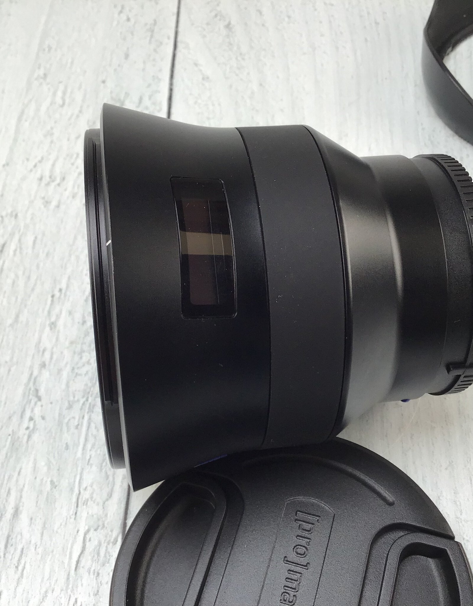 SONY Zeiss Batis 18mm f2.8 Lens for Sony FE Used Good