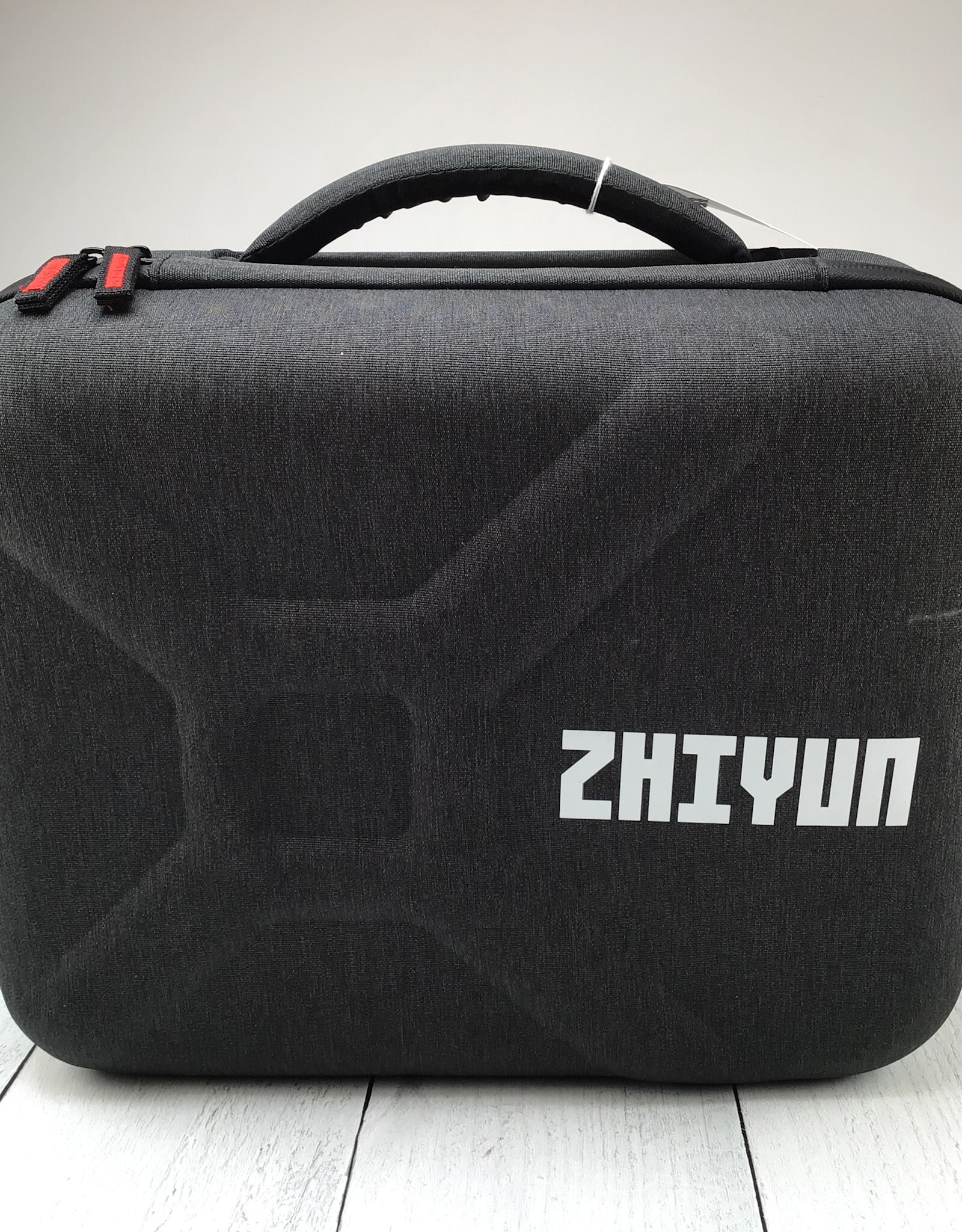 Zhiyun Molus G200 Video Light in Case Used Good