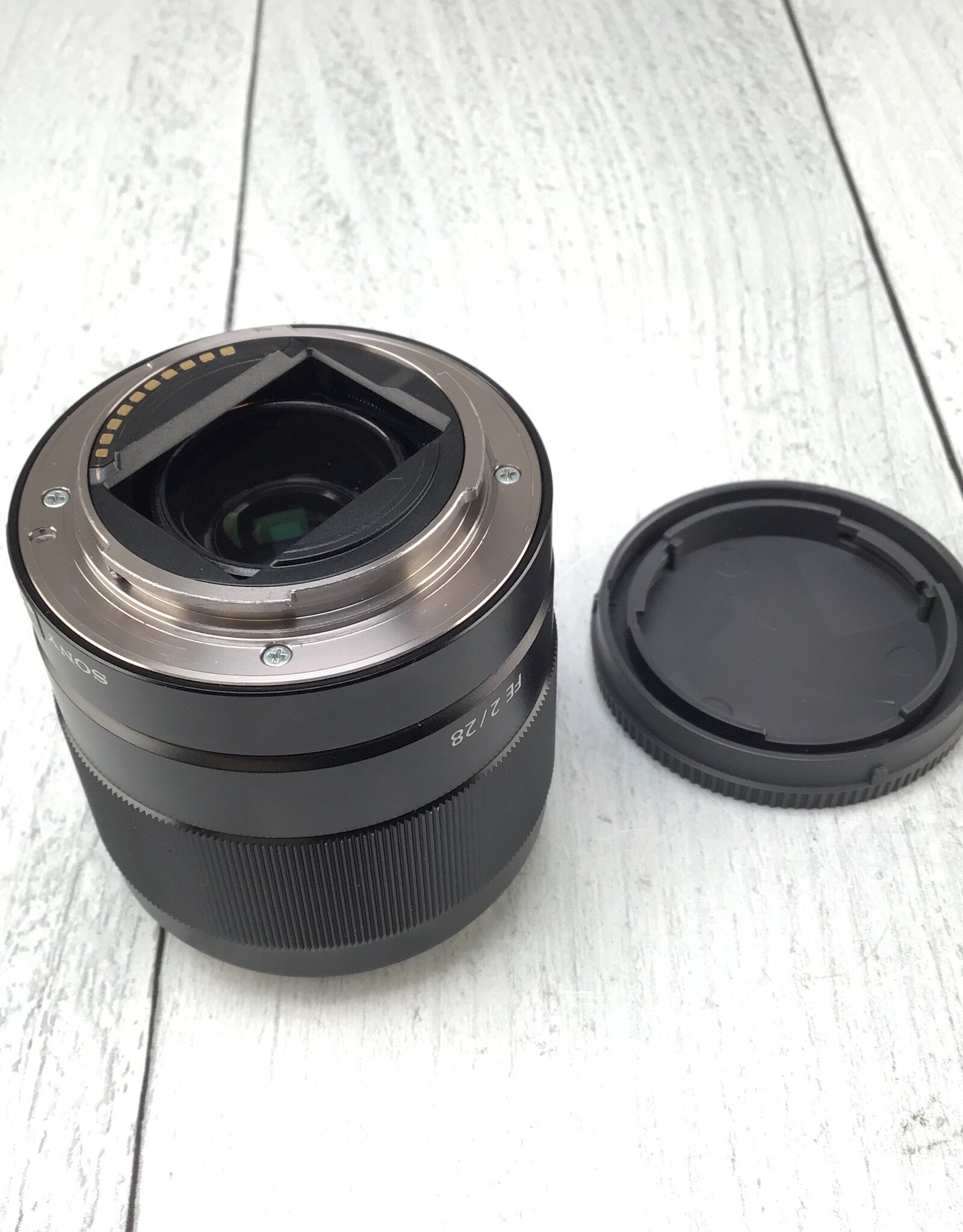 SONY Sony FE 28mm f2 Lens Used Good