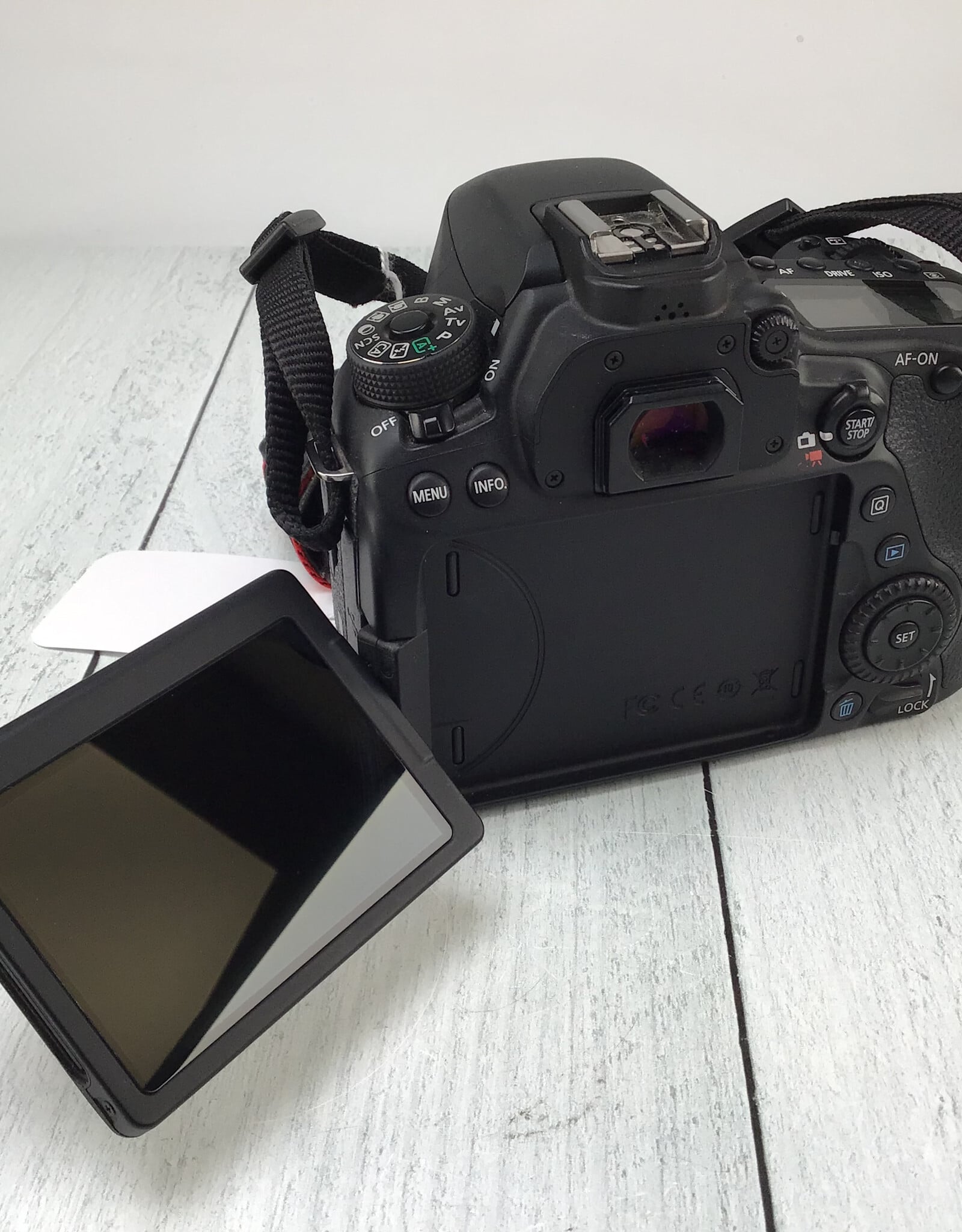 CANON Canon EOS 80D Camera Body Used Good