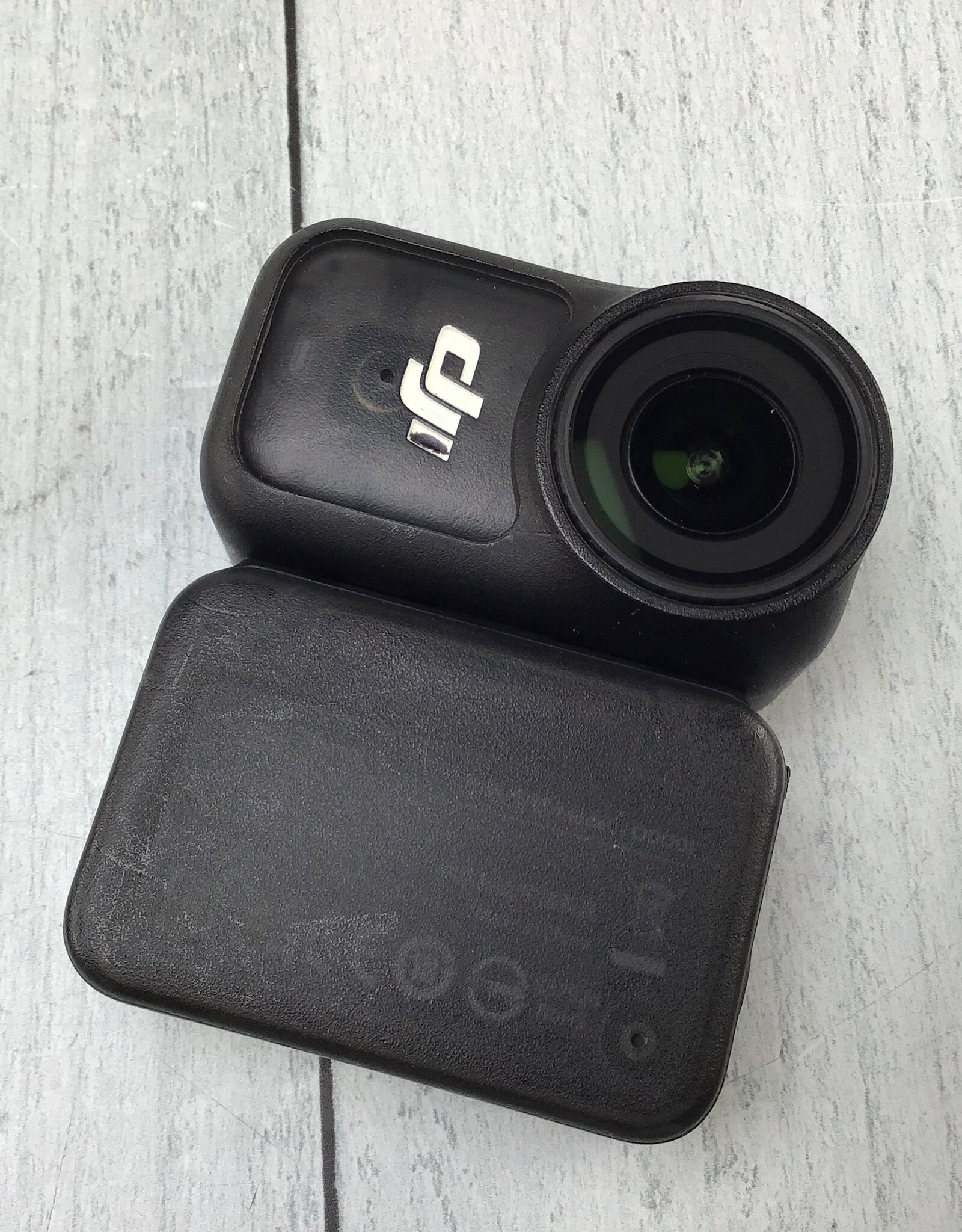 DJI DJI Nano Camera 128 GB w/ Accessories and Case Used Good