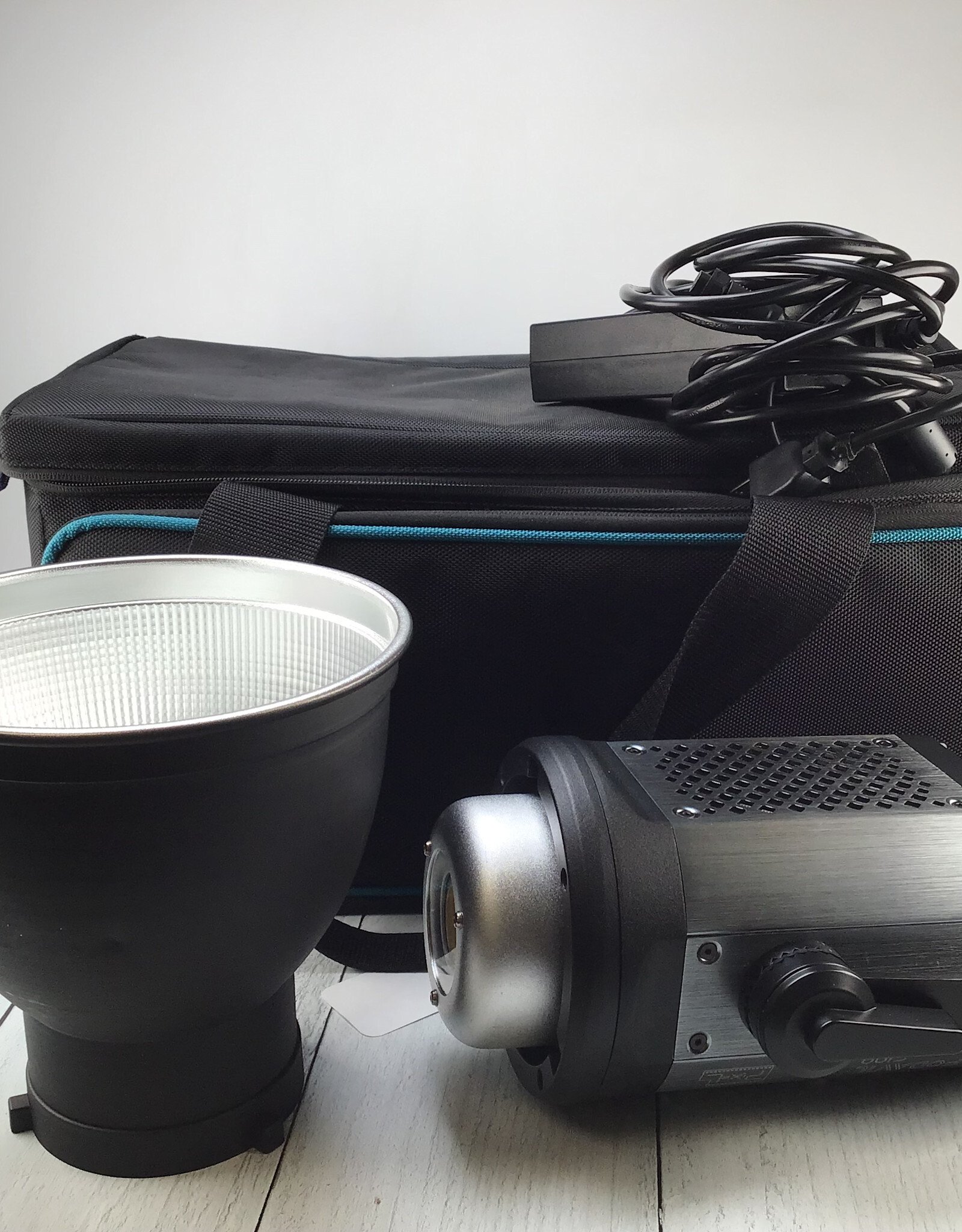 Pixel Pixel Fodavil C100 LED Light Used Good