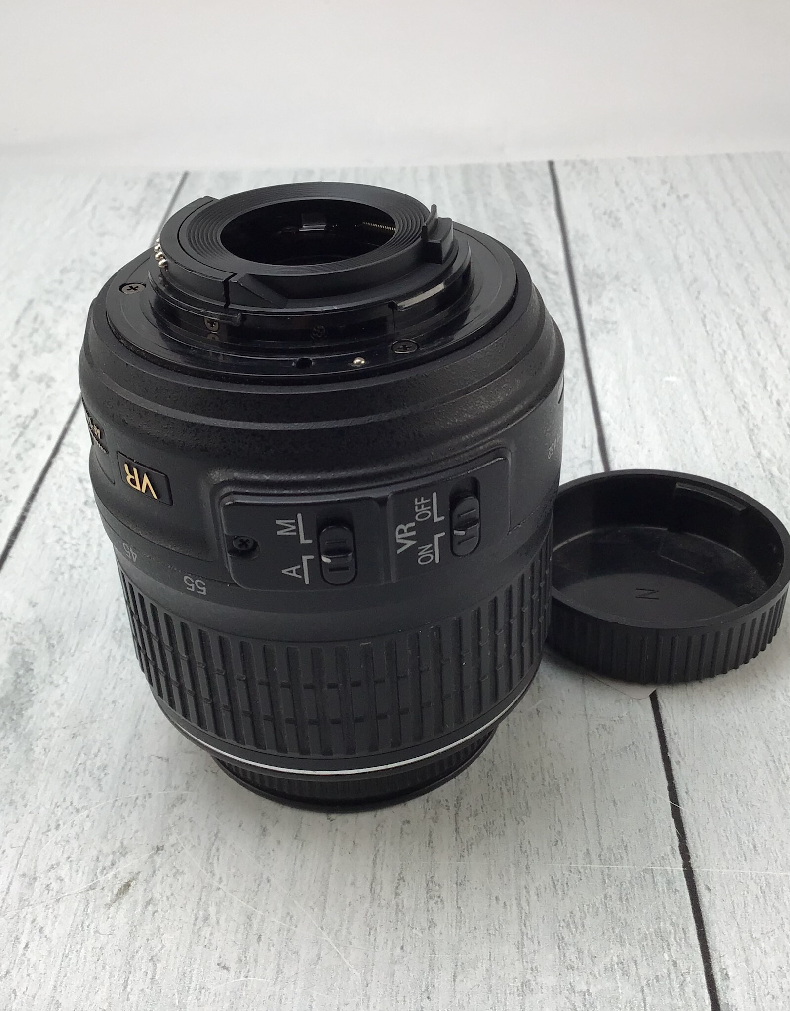 NIKON Nikon AF-S DX Nikkor 18-55mm f3.5-5.6 G VR Lens Used Good
