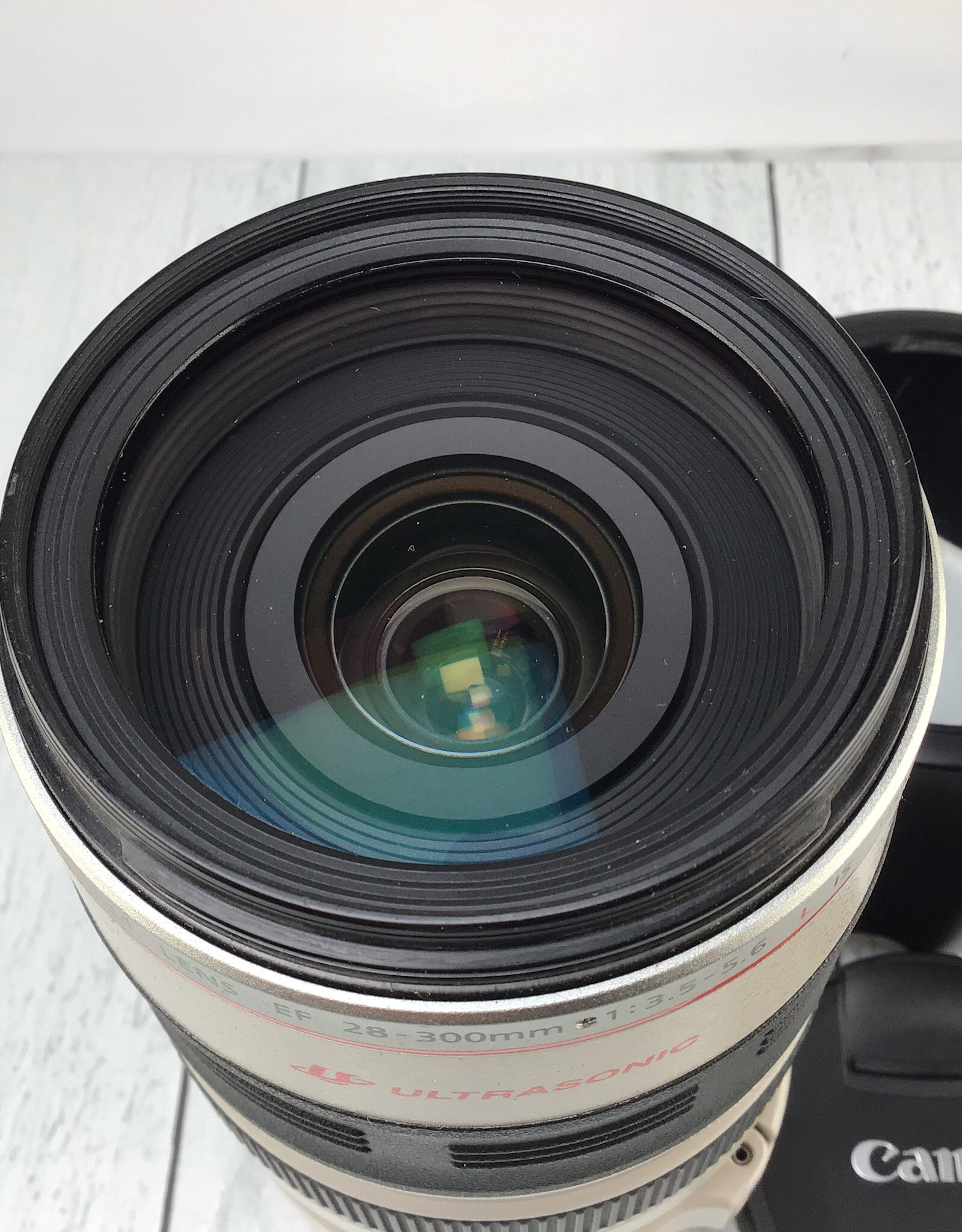 CANON Canon EF 28-300mm f3.5-5.6 L IS USM Lens Used AS-IS